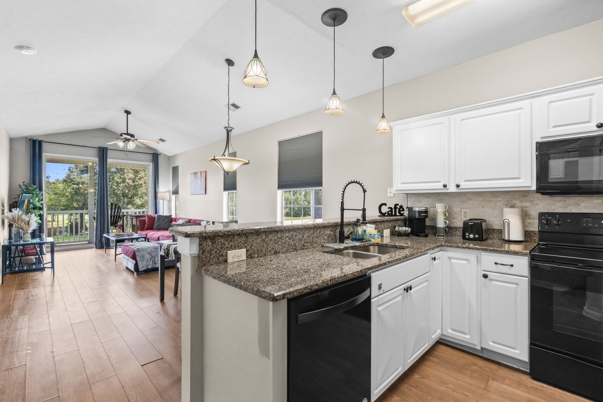 River Oaks 46I Near Golf Areas | Photo 14