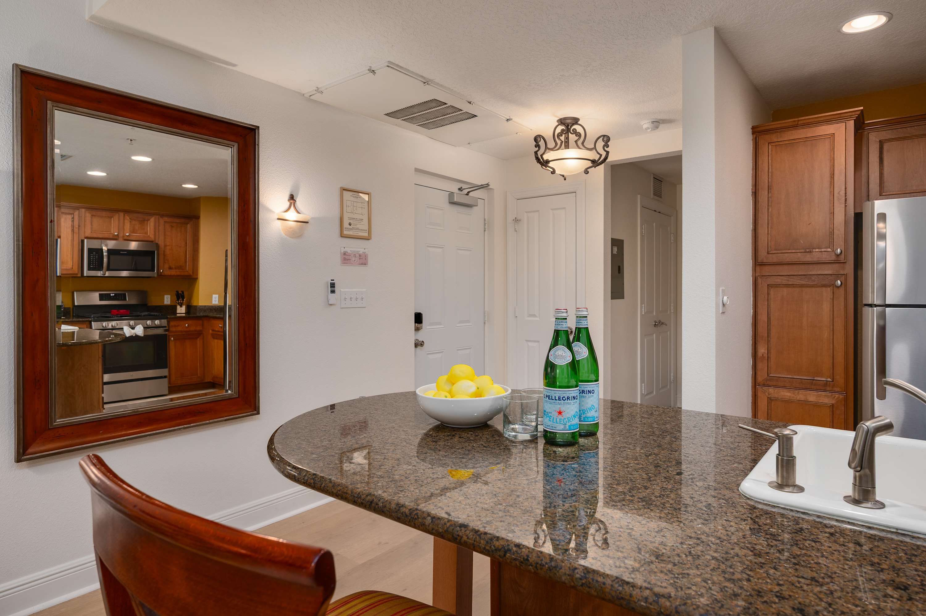 Pool, Golf Course & Reunion view! 6MI to Disney