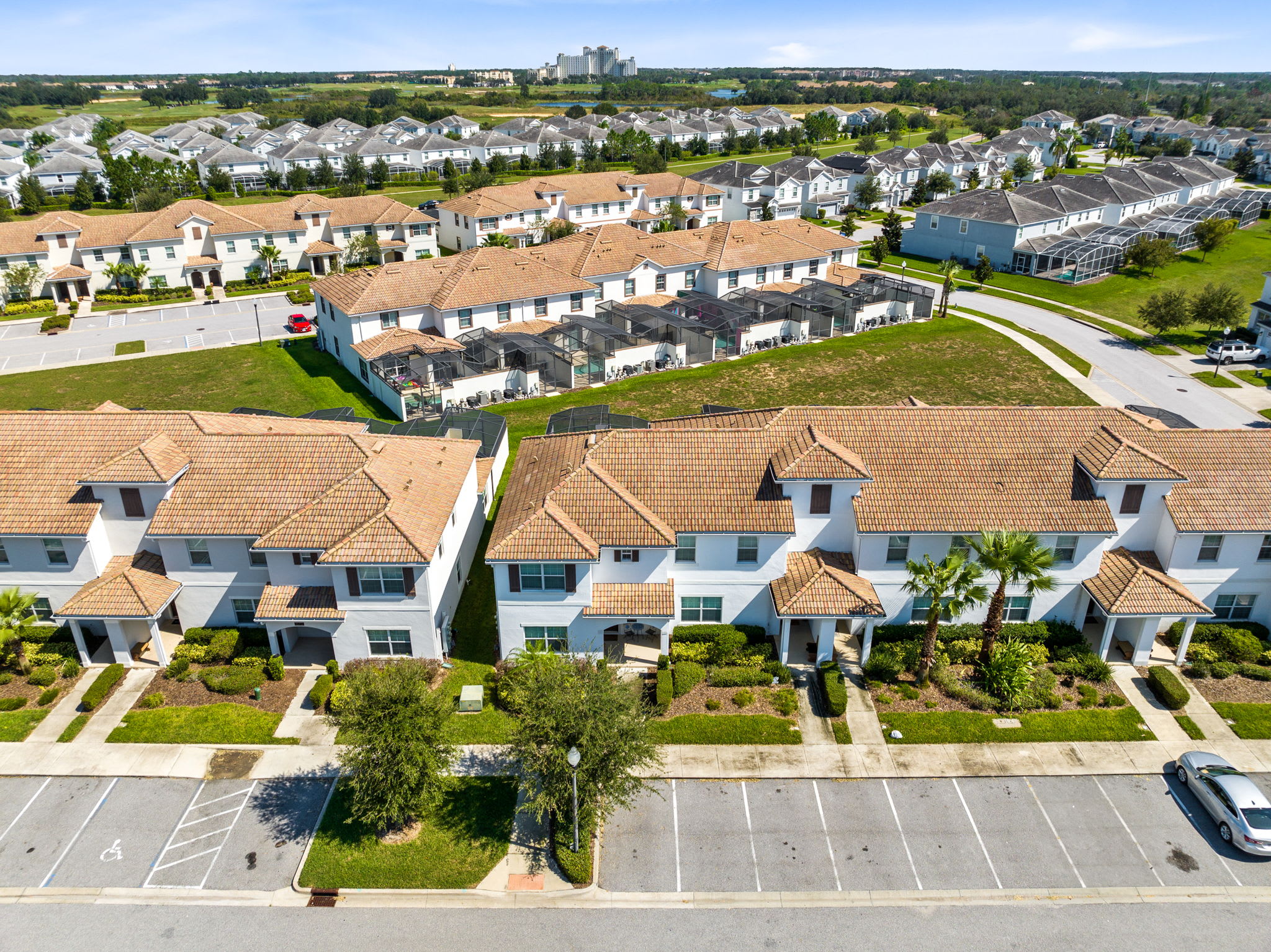 Free waterpark, private heated pool near Disney