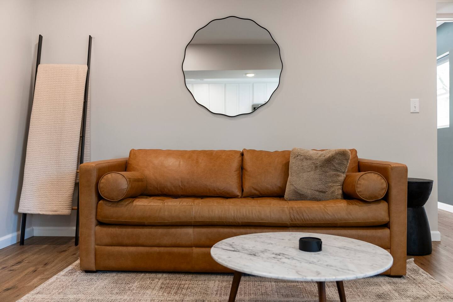 Clintonville Brand New Apartment