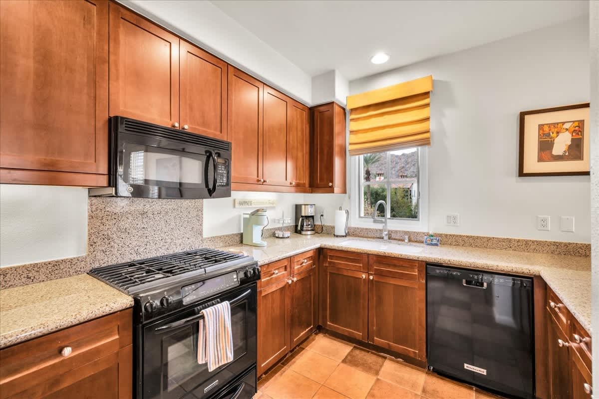 Spectacular Desert Retreat in La Quinta #A - Photo 5