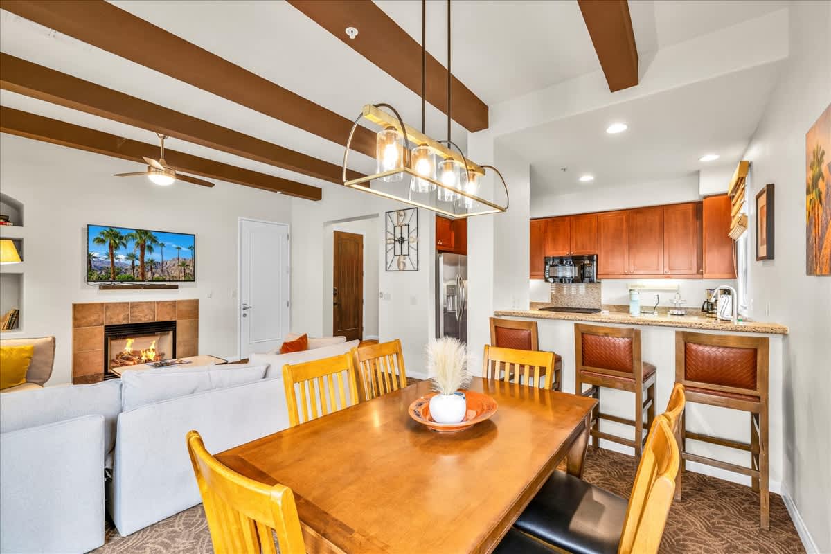 Spectacular Desert Retreat in La Quinta #A - Photo 3