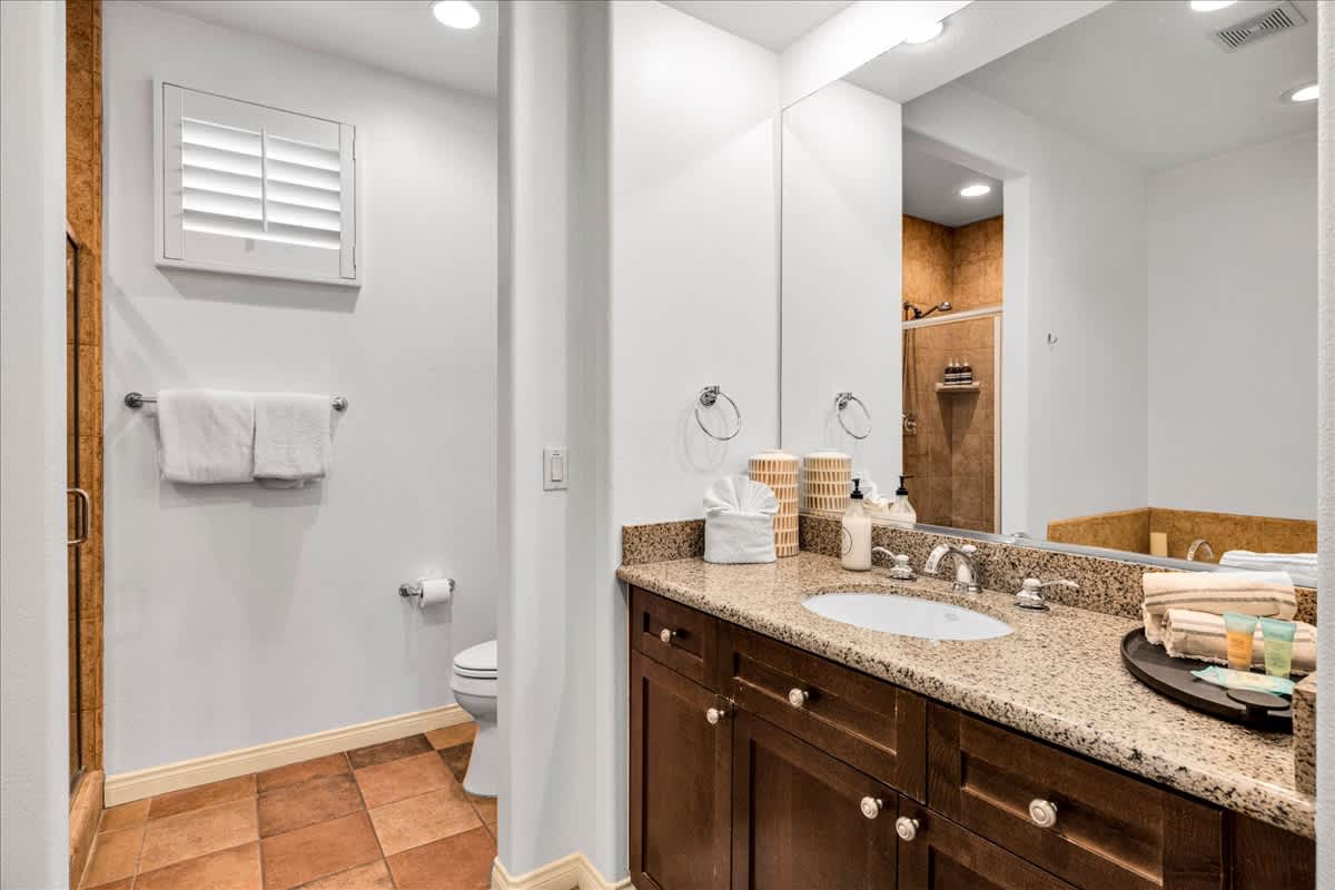 Desert Studio Retreat in Prime Location Legacy Villas #B - Photo 5