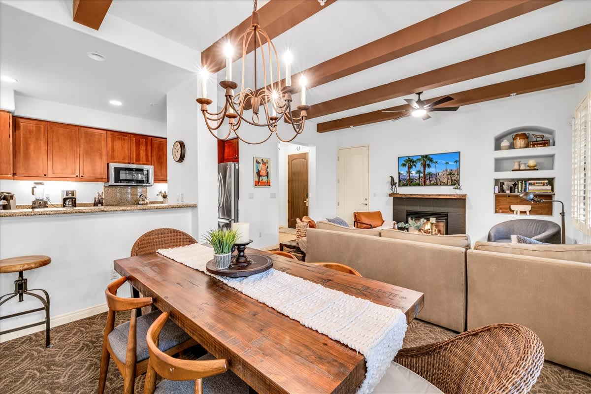 Desert Retreat in Prime Location Legacy Villas #A - Photo 2