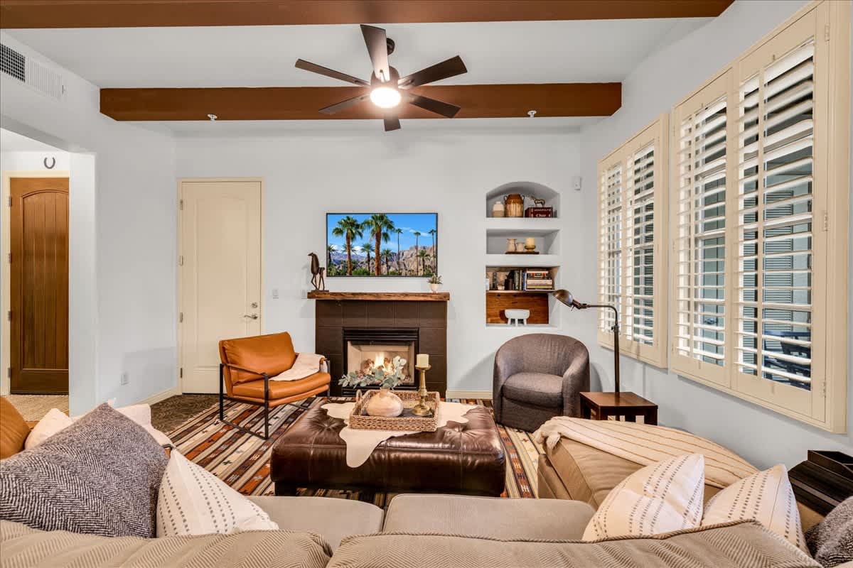 Desert Retreat in Prime Location Legacy Villas #A - Photo 4