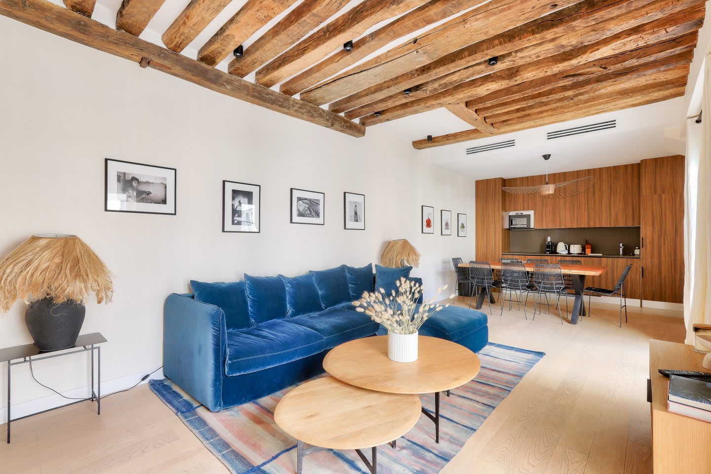 Large terrace, air conditioning, 3 bedrooms, Marais — Paris, Île-de-France — vacation rental