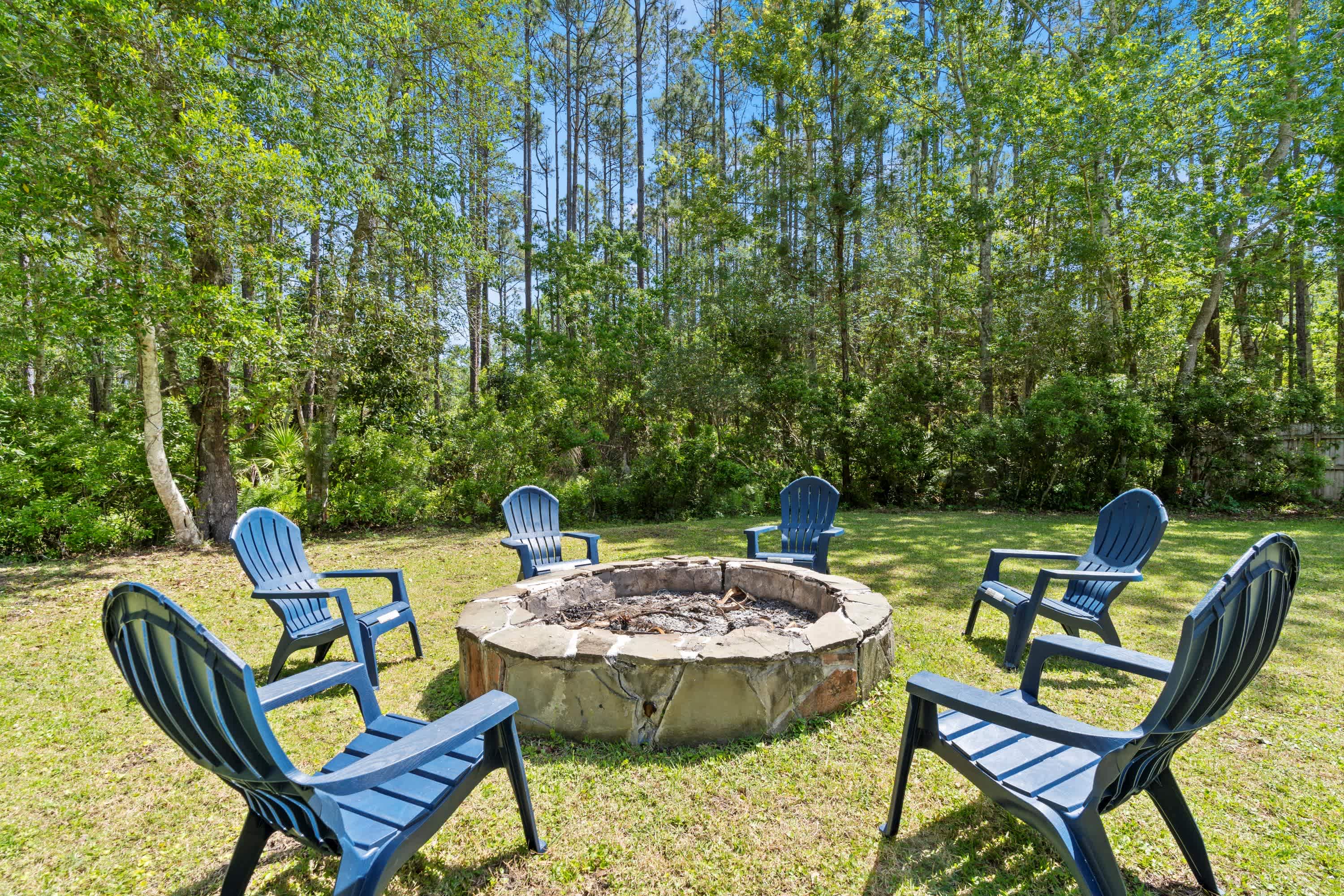 Make s’mores and memories by the outdoor firepit