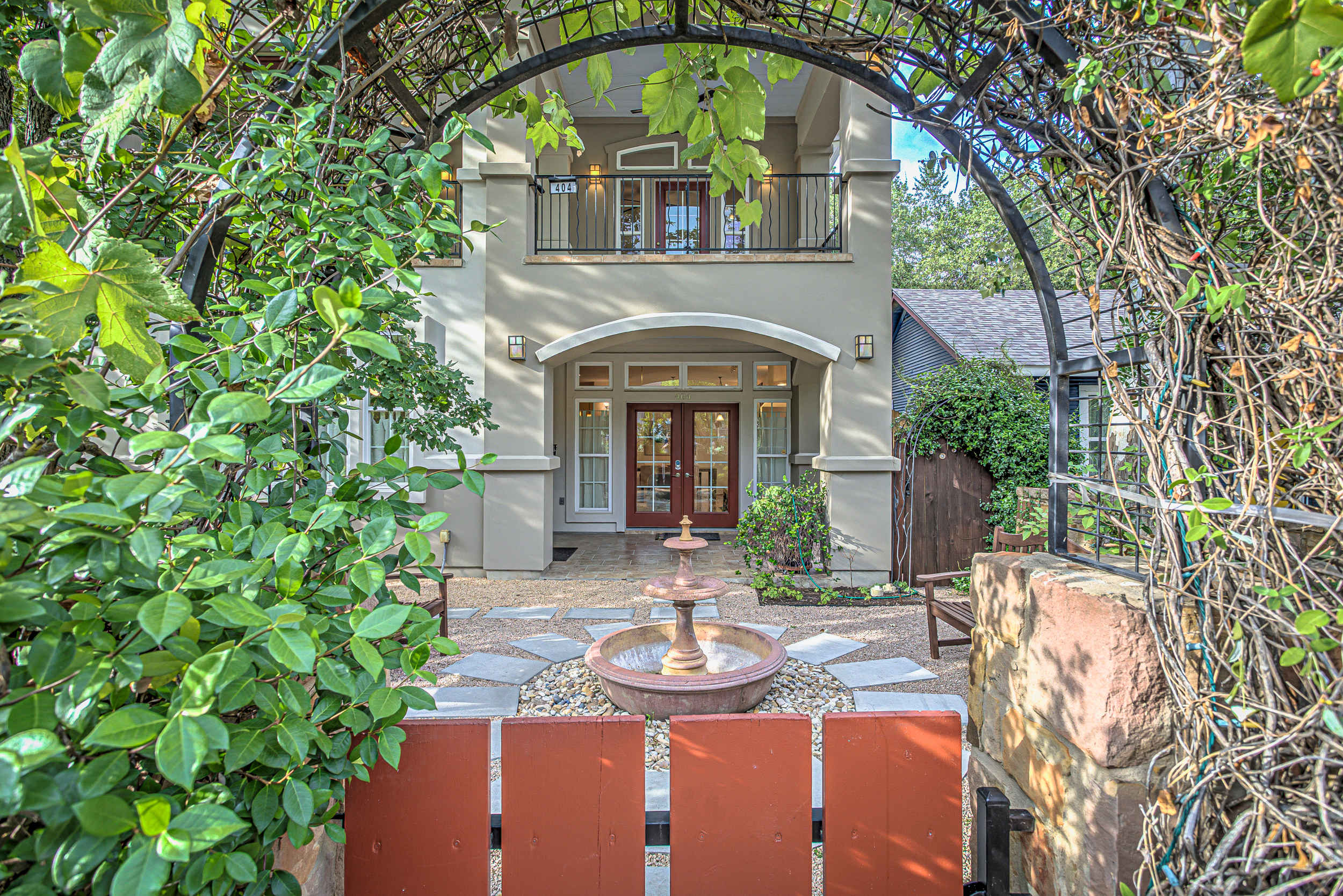 3BR Retreat near South 1st St. | Walk to SoCo