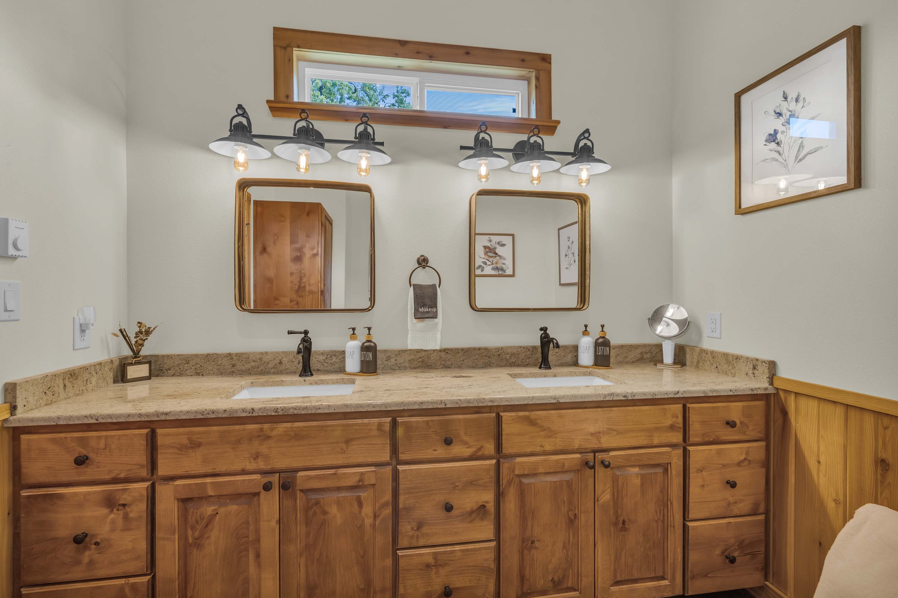 Yellow Cabin | Photo 19