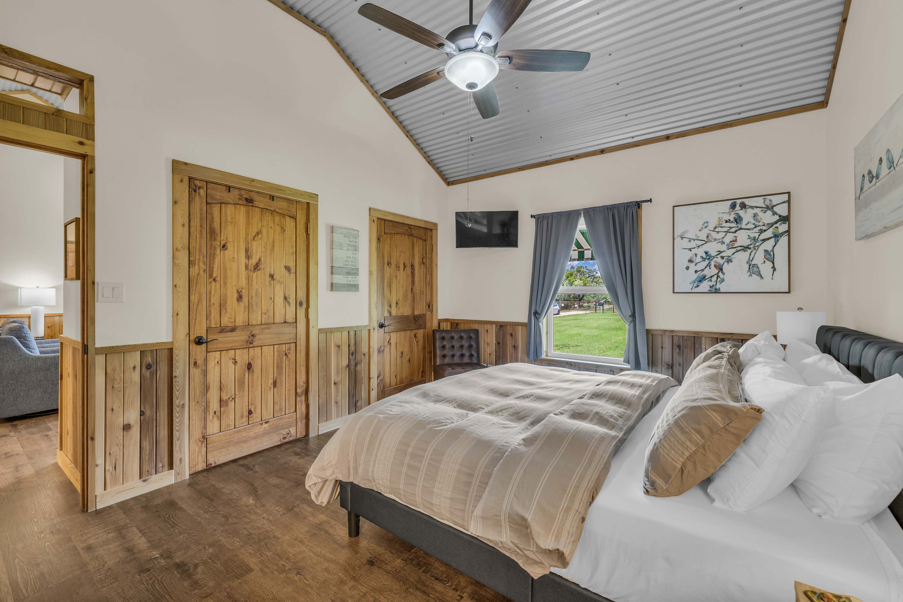 Yellow Cabin | Photo 17