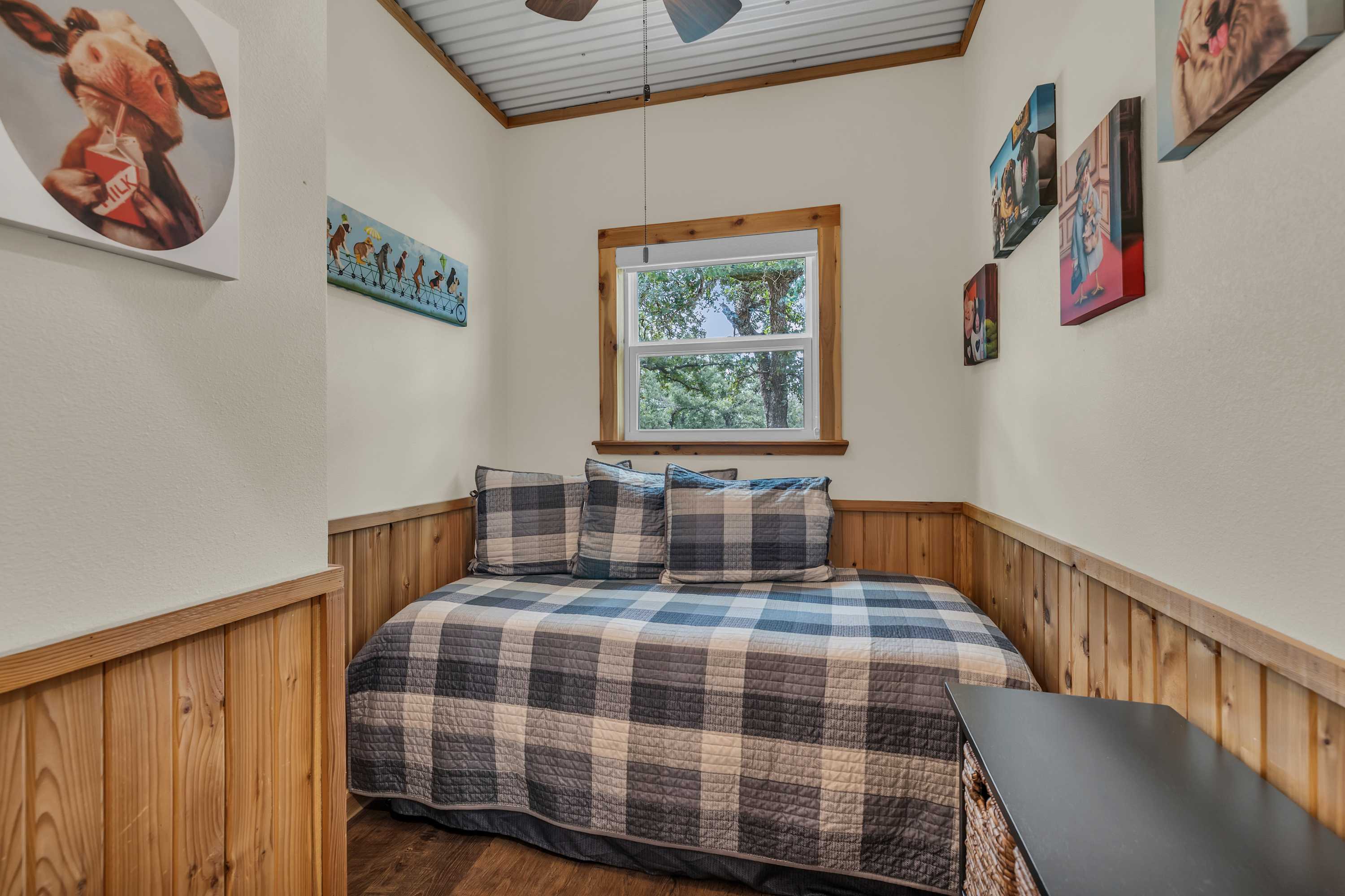 Yellow Cabin | Photo 24