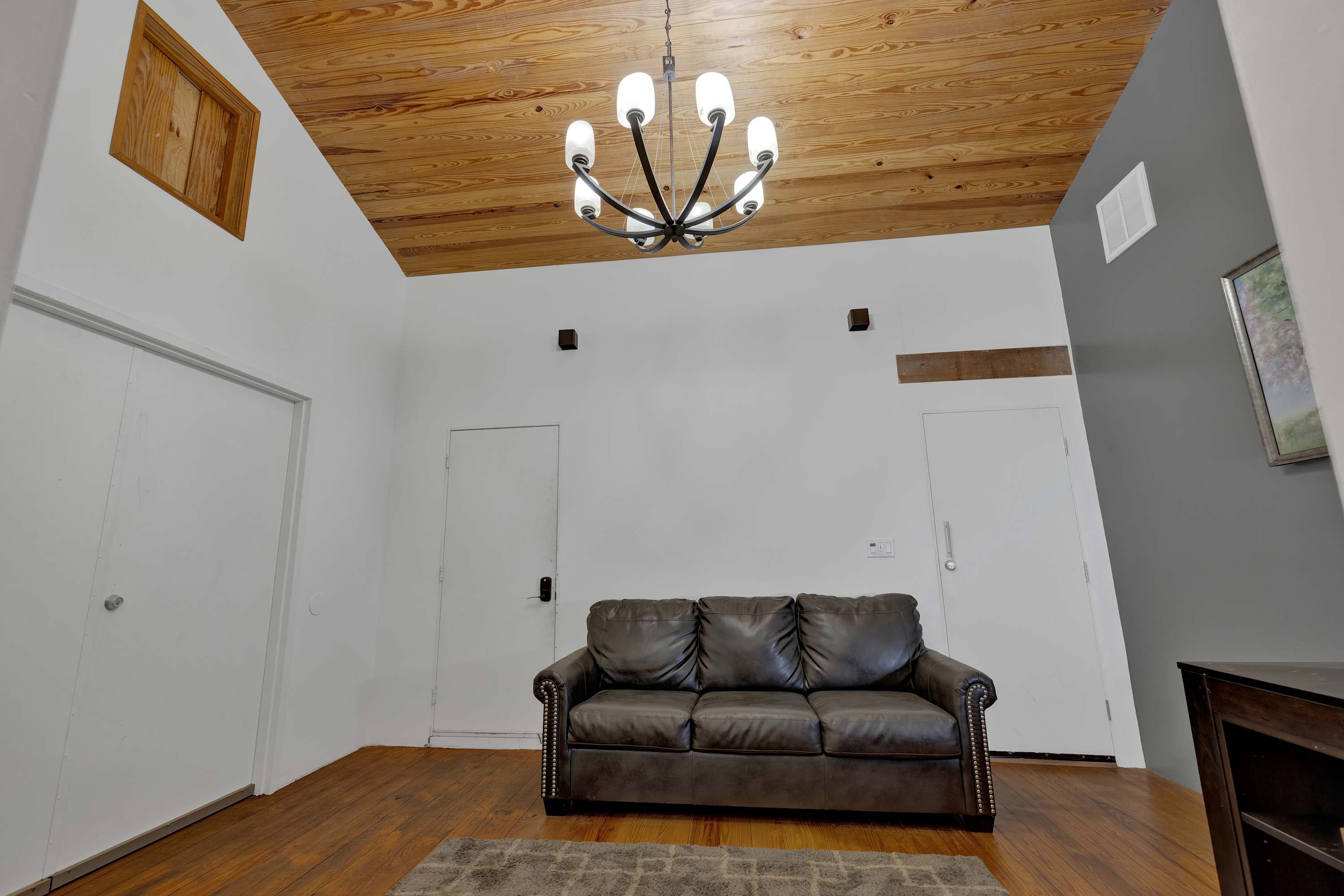 Schubert Place B | Photo 4