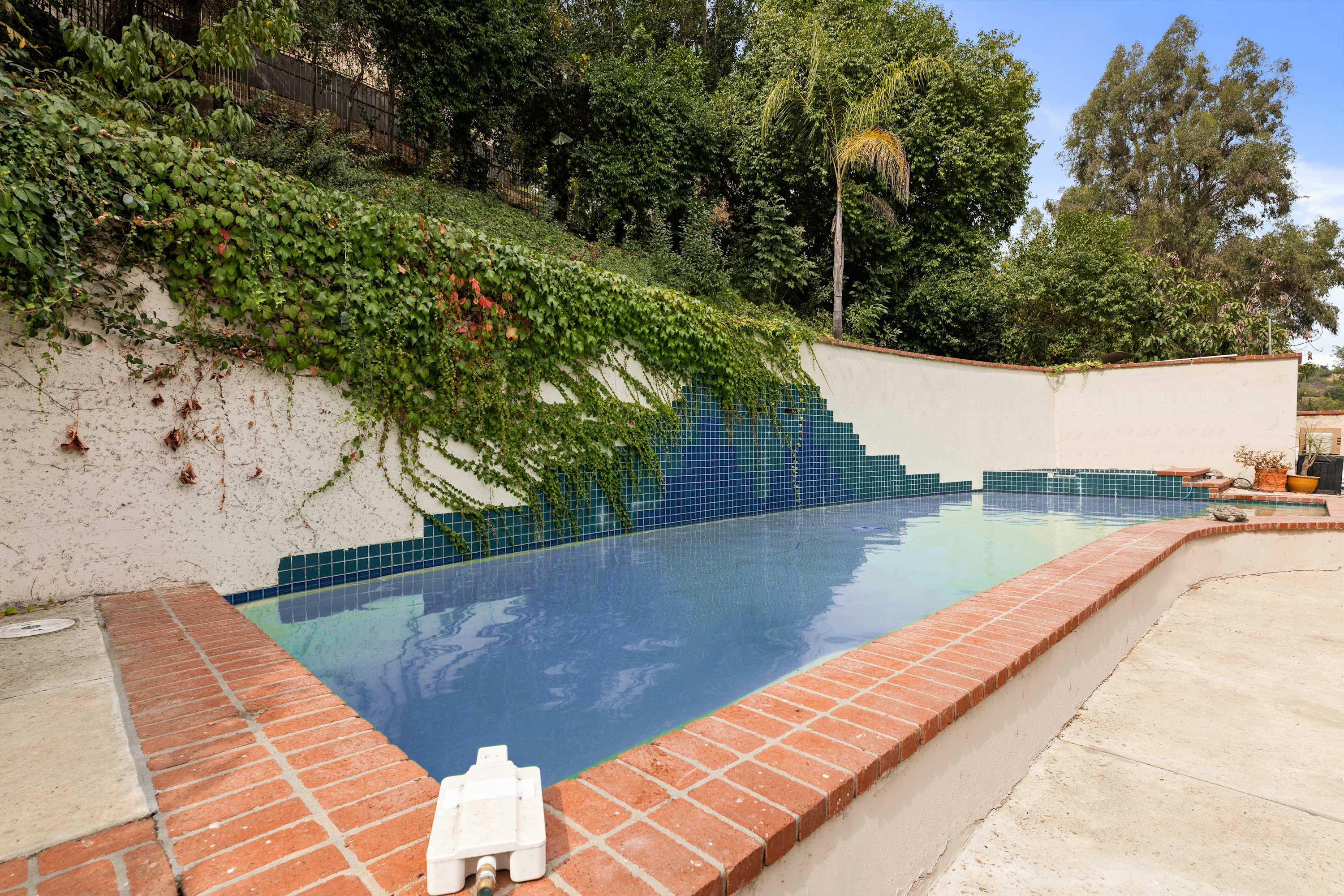 Allura Studio City Mediterranean with Private Pool - Photo 3