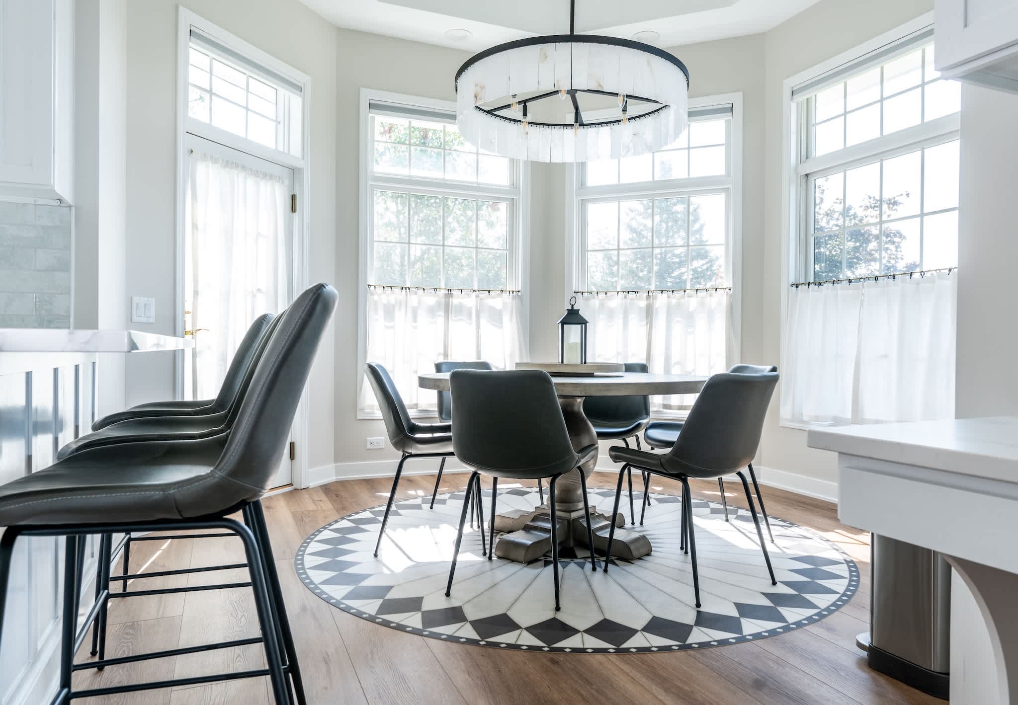 Walk to Lake | Movie + Game Room | Sleeps 10 | Photo 2