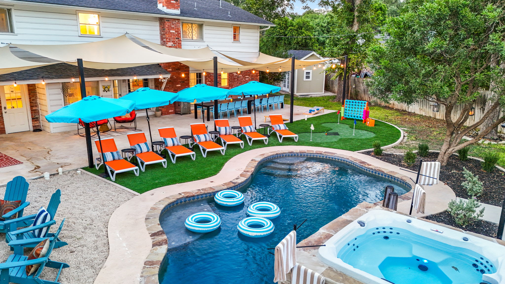 Resort Style Backyard • Pool • Putt Putt • Hot Tub — San Antonio, TX — vacation rental