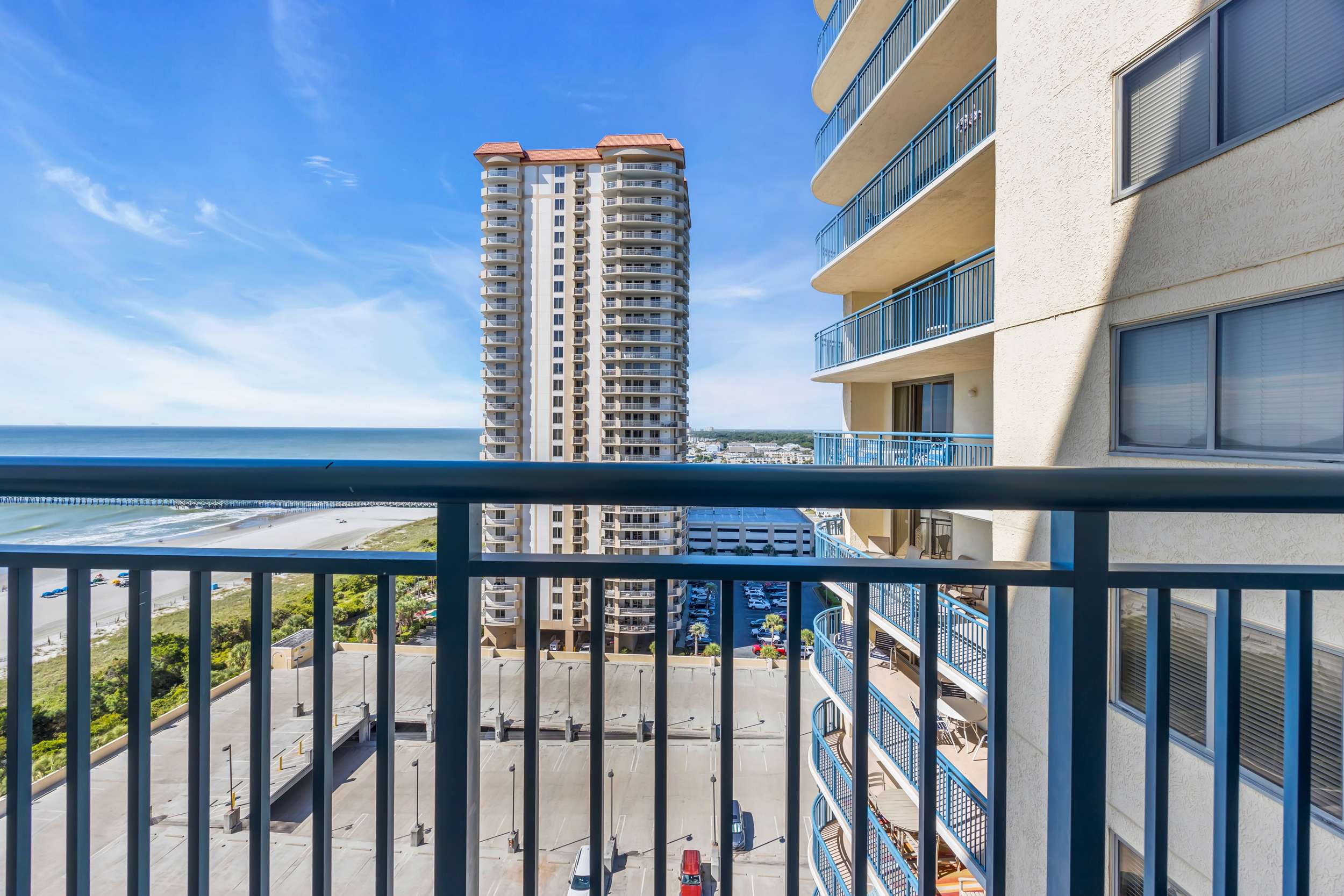 Ocean View Style at Kingston Top Location w Pool