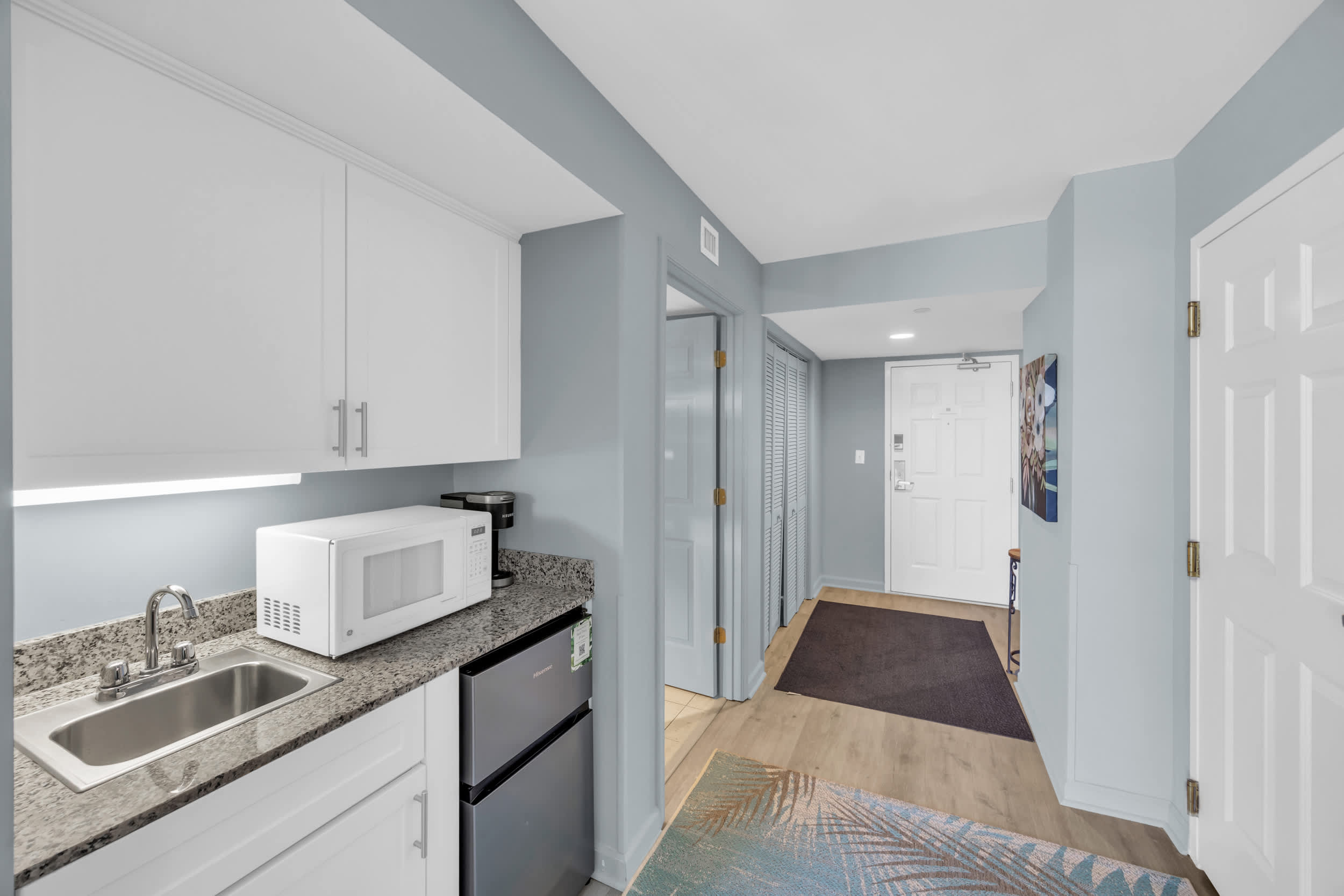 Ocean View Style at Kingston Top Location w Pool