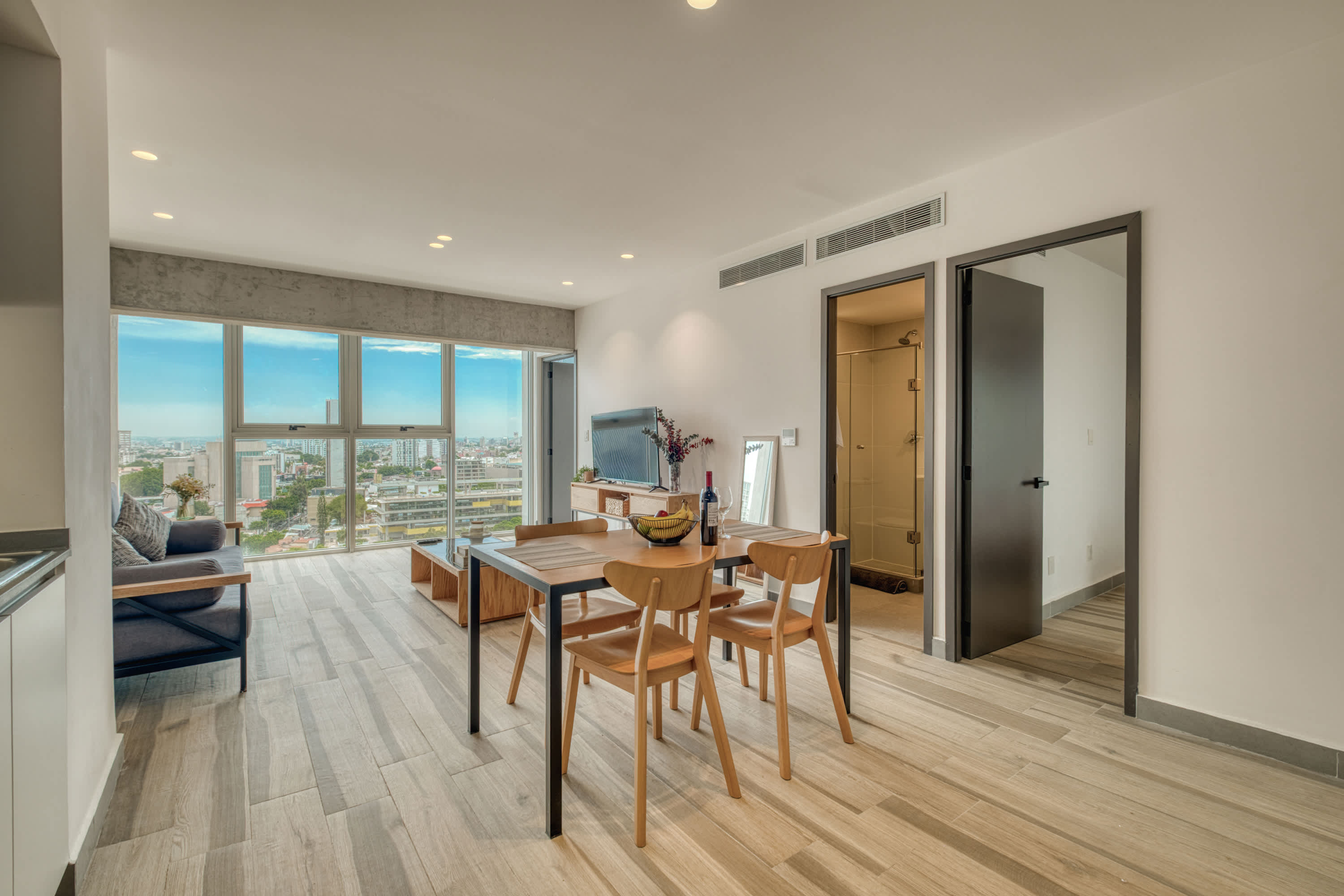 Providencia Spacious Two-Bedroom in Modern Tower — Guadalajara, Jalisco — vacation rental