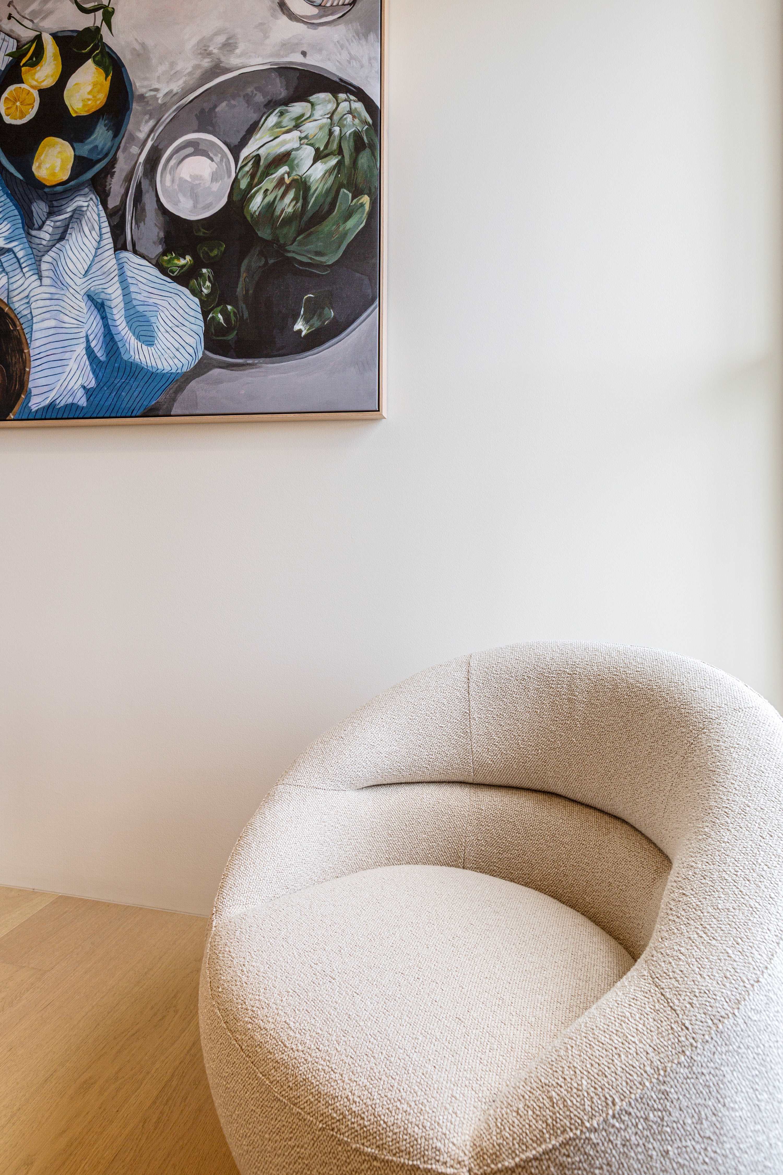 Stylish, Spacious Apartment in Malvern - Picture 15