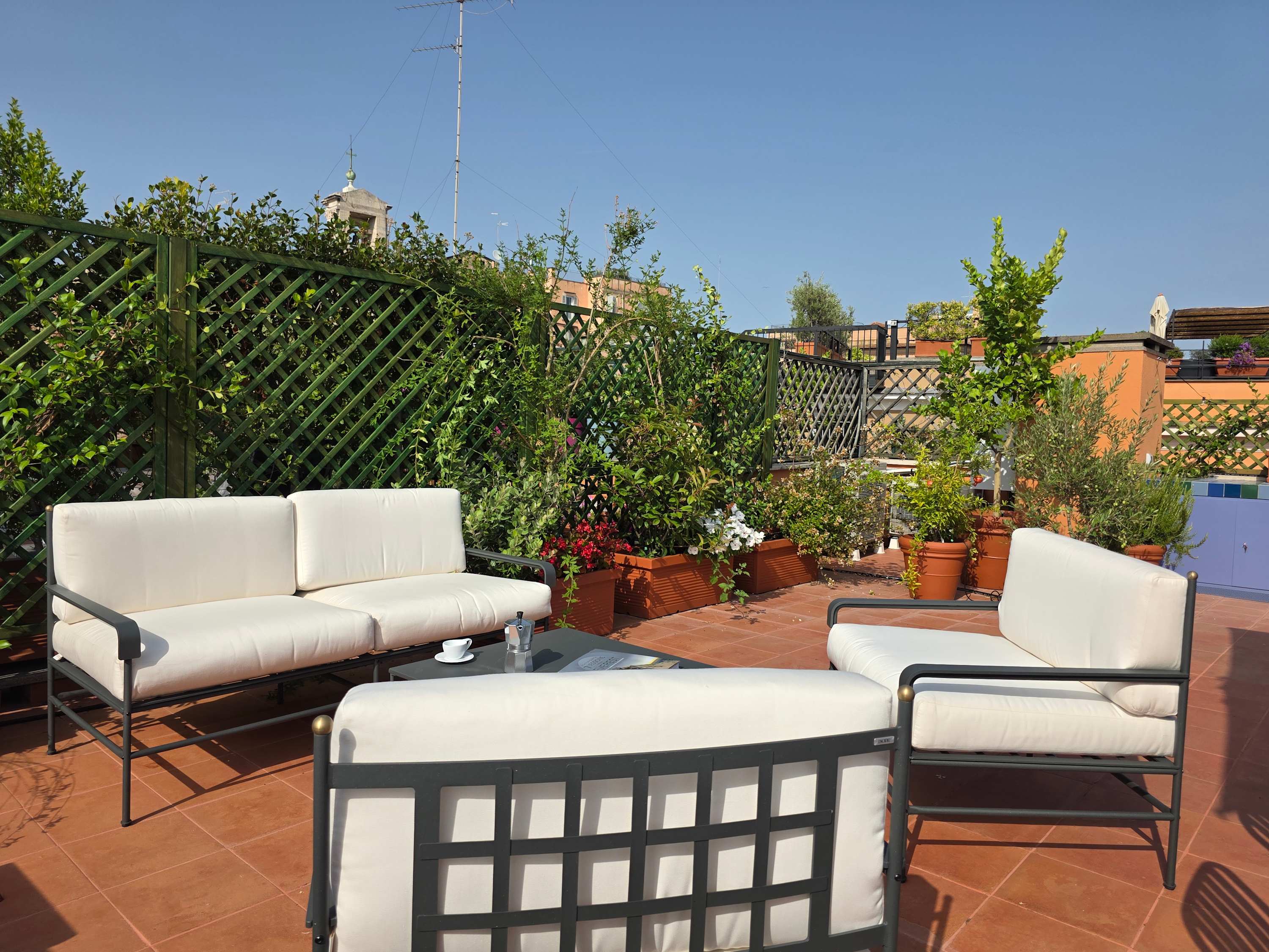 TR - Forum Terrace - Image 11