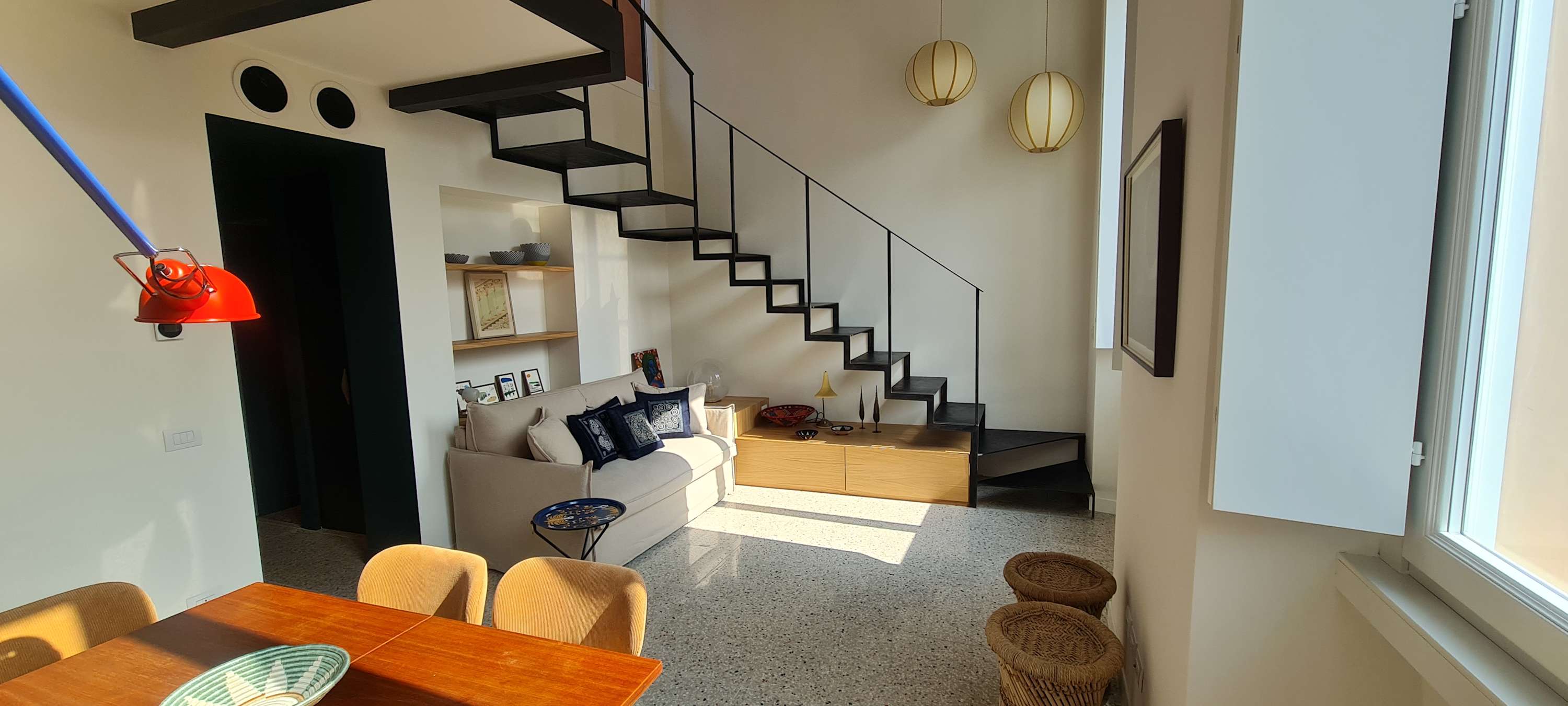 TR - Forum Terrace - Image 28