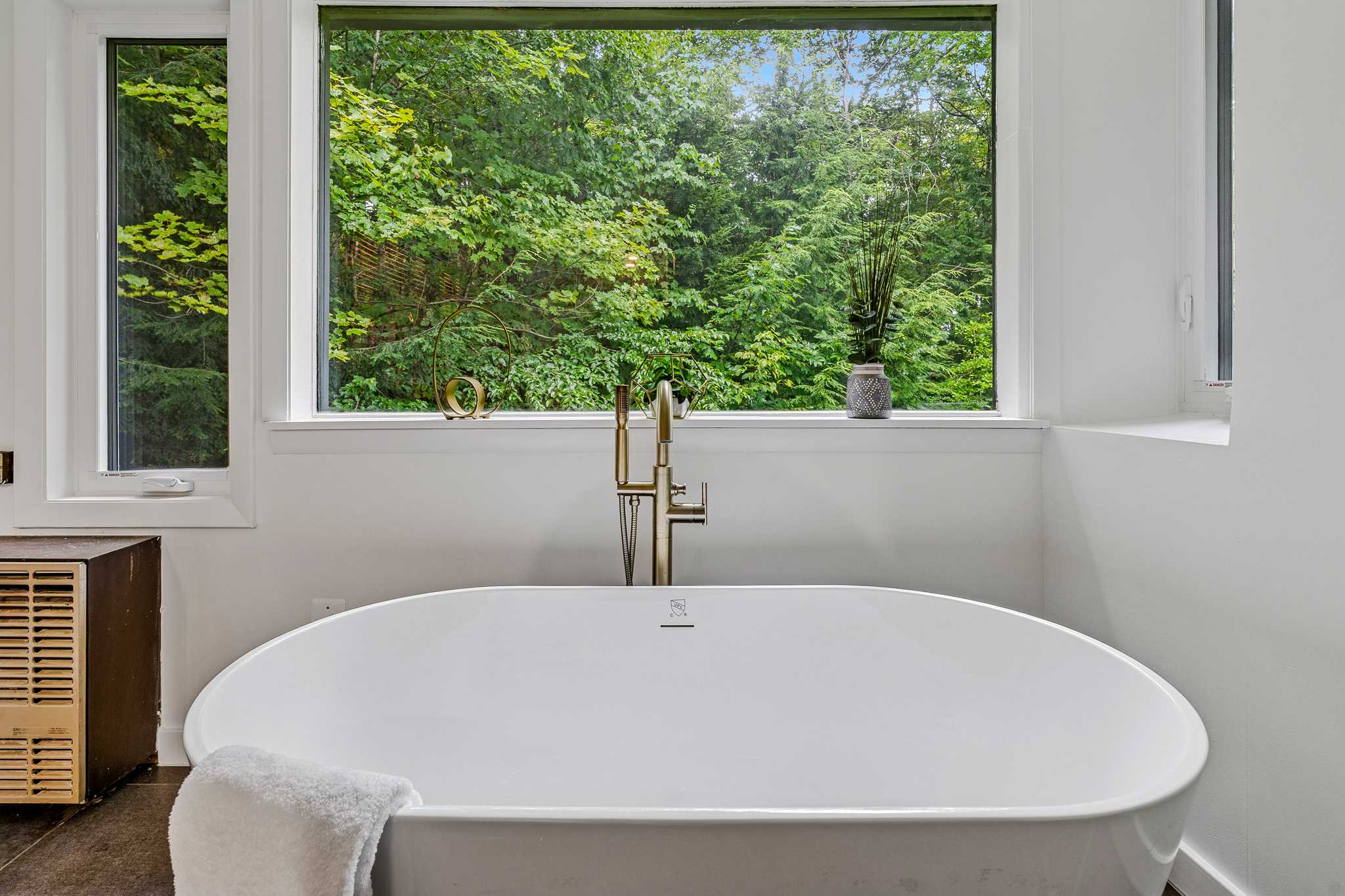 Sauna, Hot Tub, Game Room | The Gathering Place