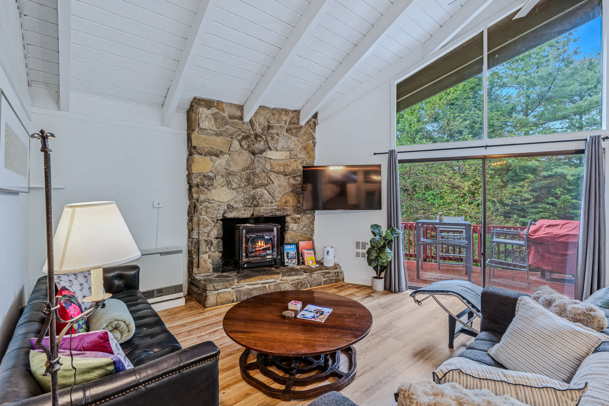 Sauna, Hot Tub, Game Room | The Gathering Place