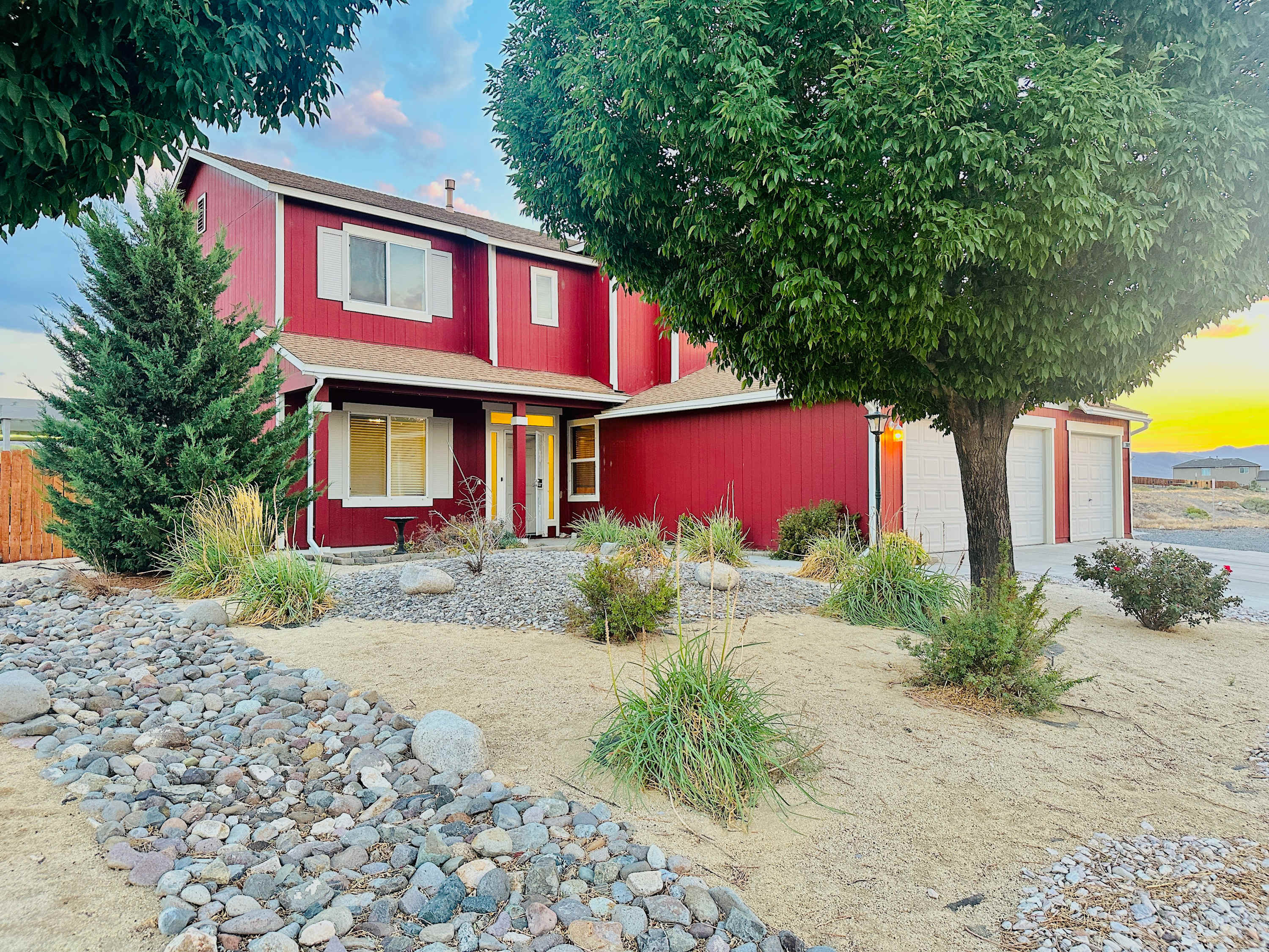 Regal Fernley Villa-20 Min to USA Pkwy|5Bedrooms|Sleeps19 โ Fernley, NV โ vacation rental