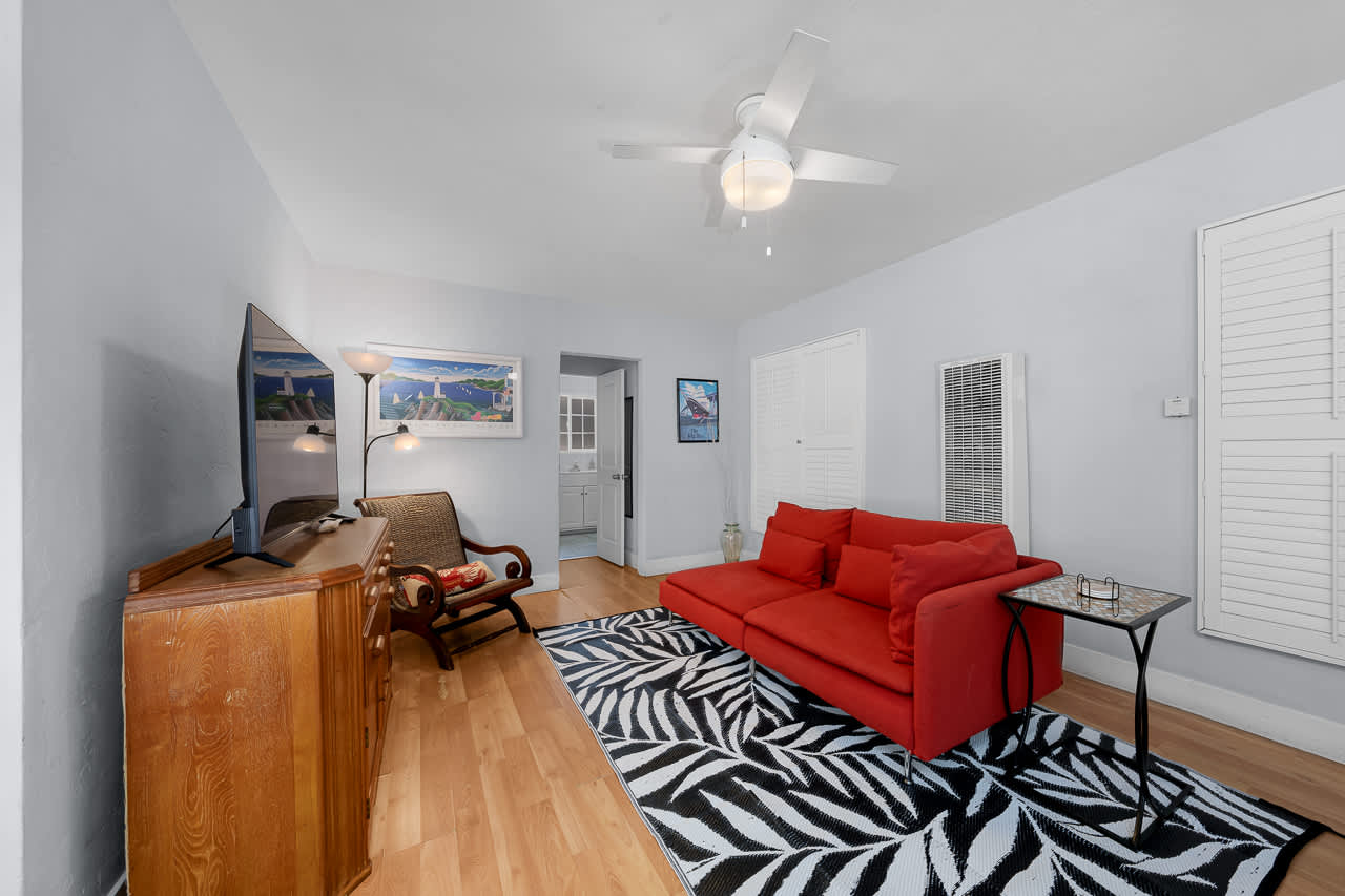 Bens Beach Bungalow 2 100 Steps to Sand | Photo 3