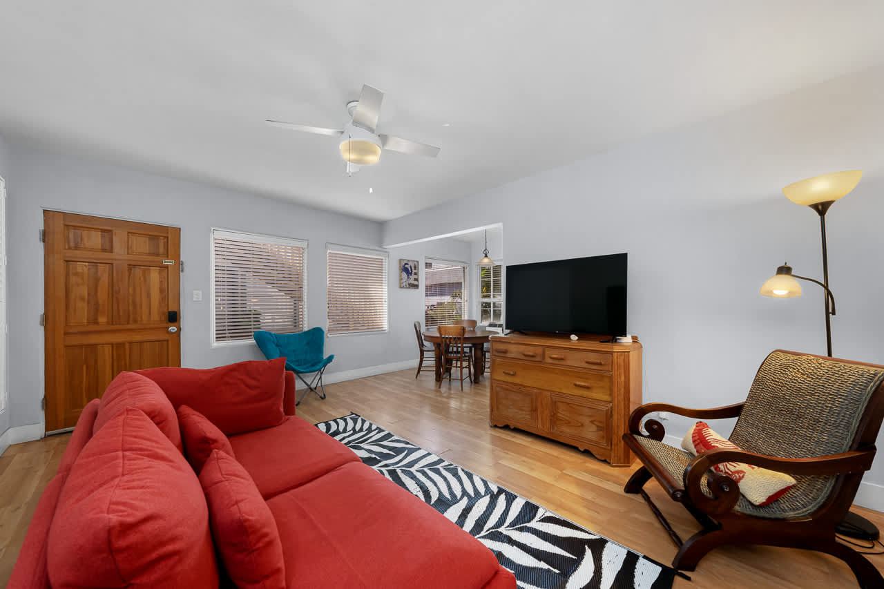 Bens Beach Bungalow 2 100 Steps to Sand