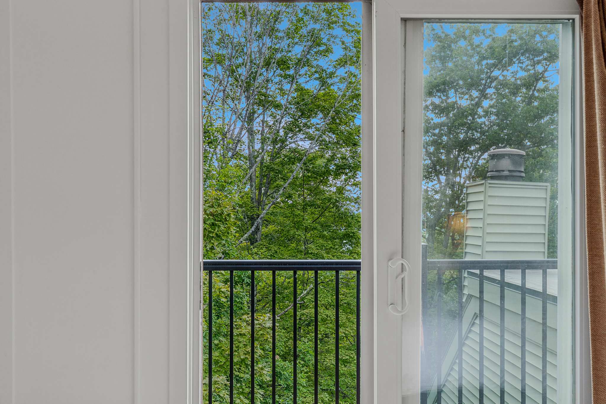 Steps to Ski Trail, Fireplace - Kingswood 1B