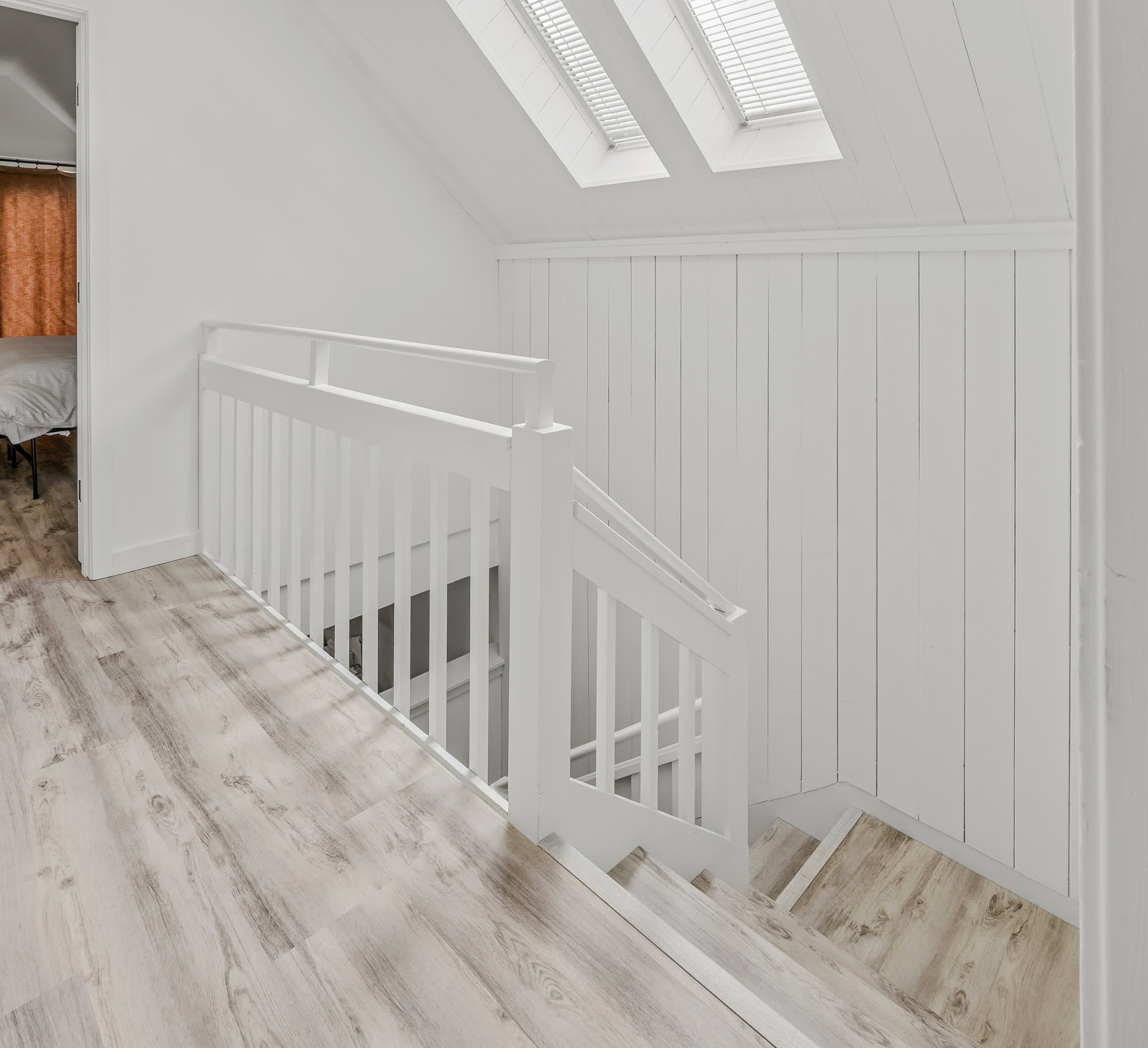 Steps to Ski Trail, Fireplace - Kingswood 1B