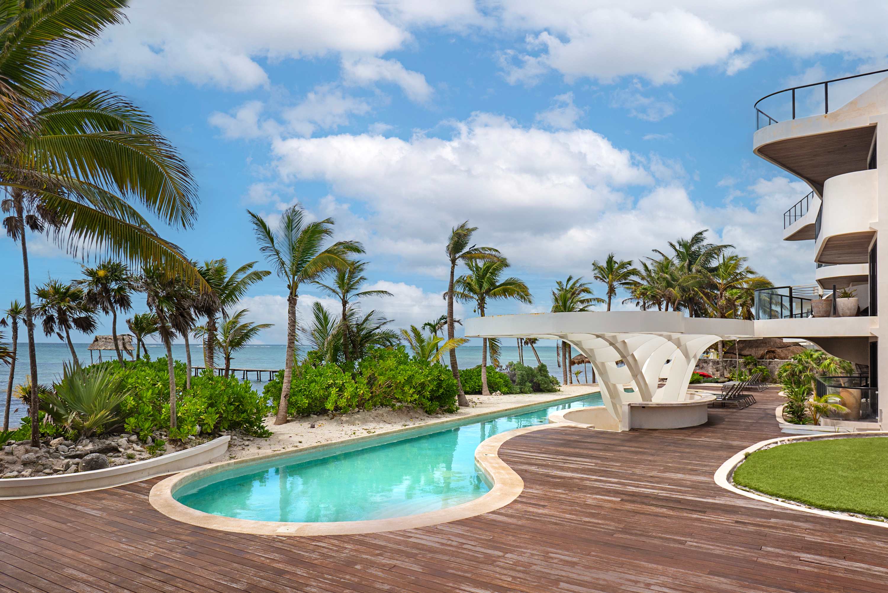 Shared pool with stunning ocean view