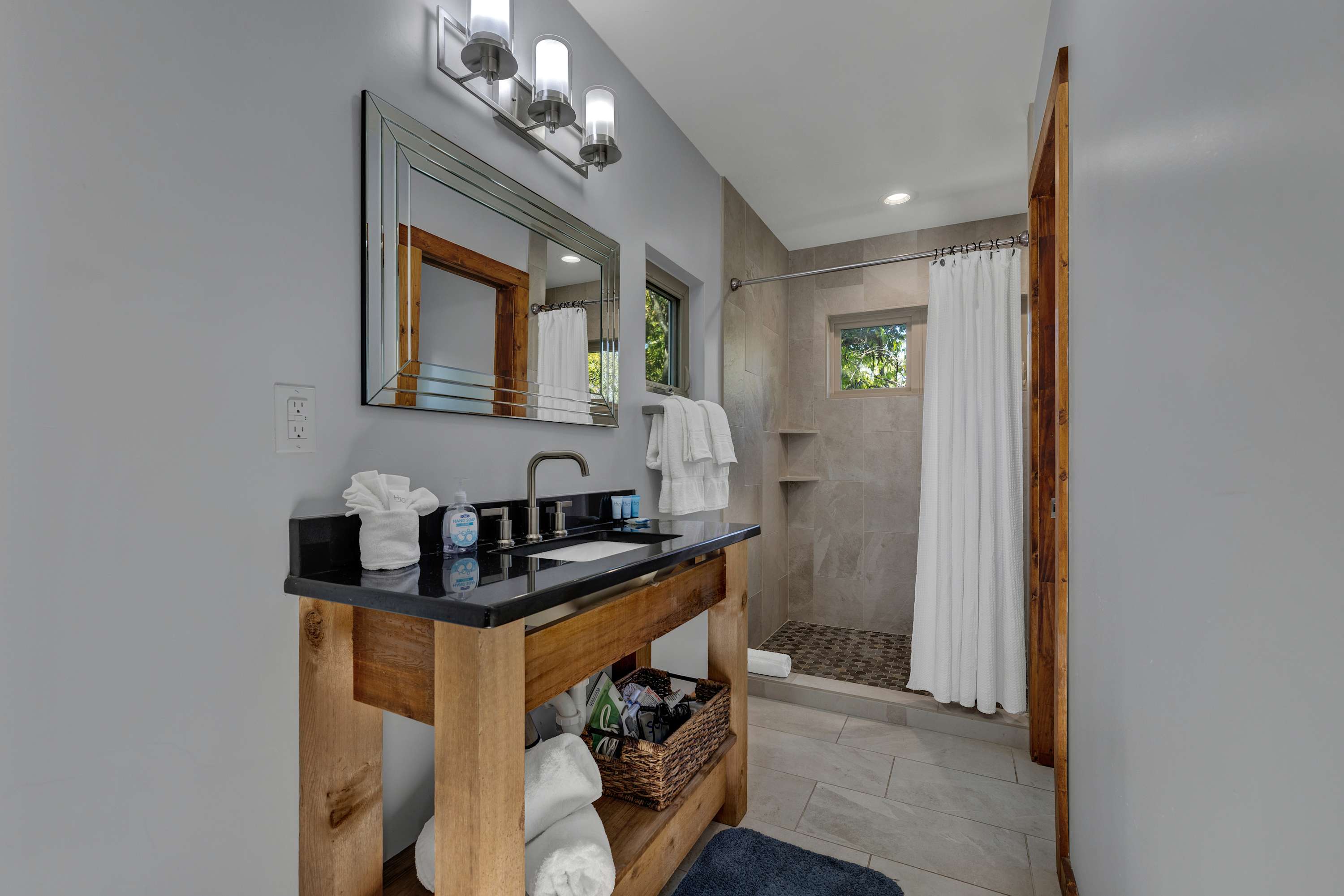 Schubert Place D | Photo 9