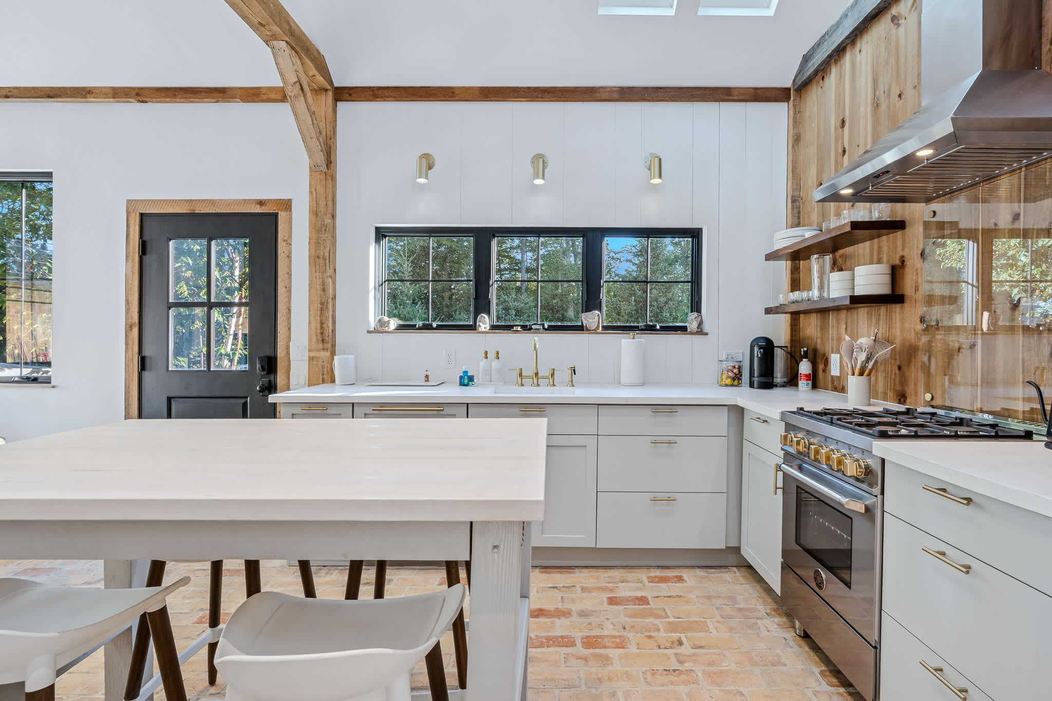 Ski-In/Out to S6, Sauna & Hot Tub | Little House