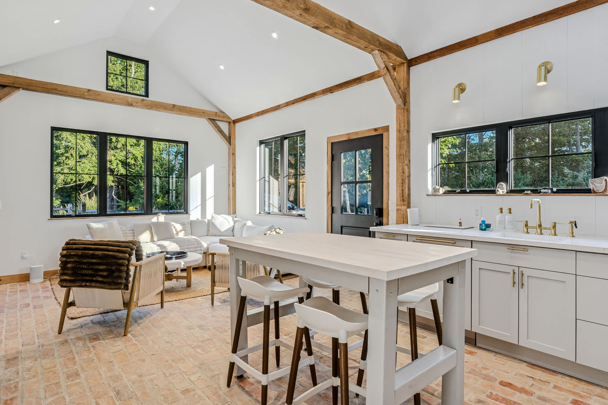 Ski-In/Out to S6, Sauna & Hot Tub | Little House