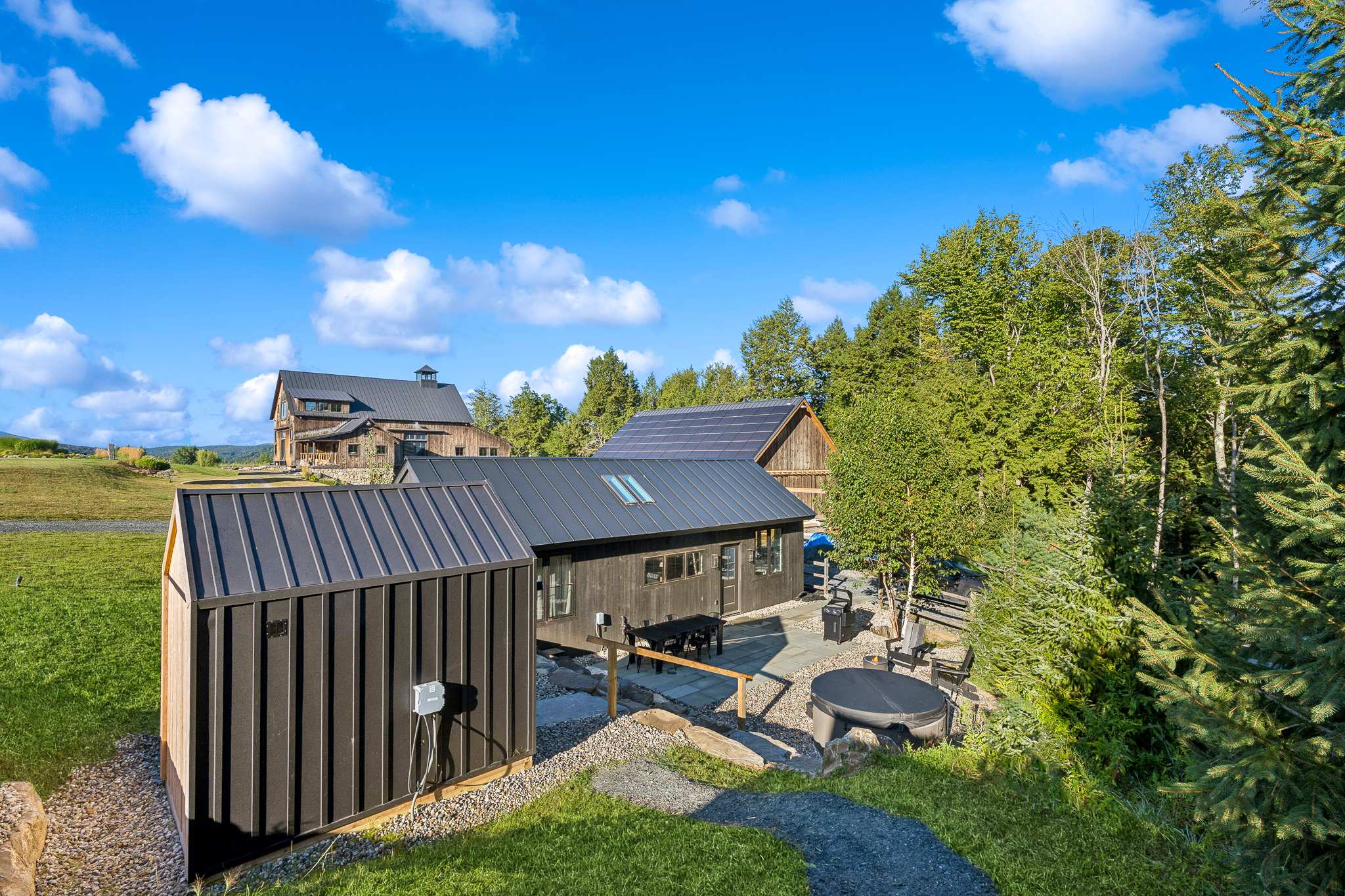 Ski-In/Out to S6, Sauna & Hot Tub | Little House