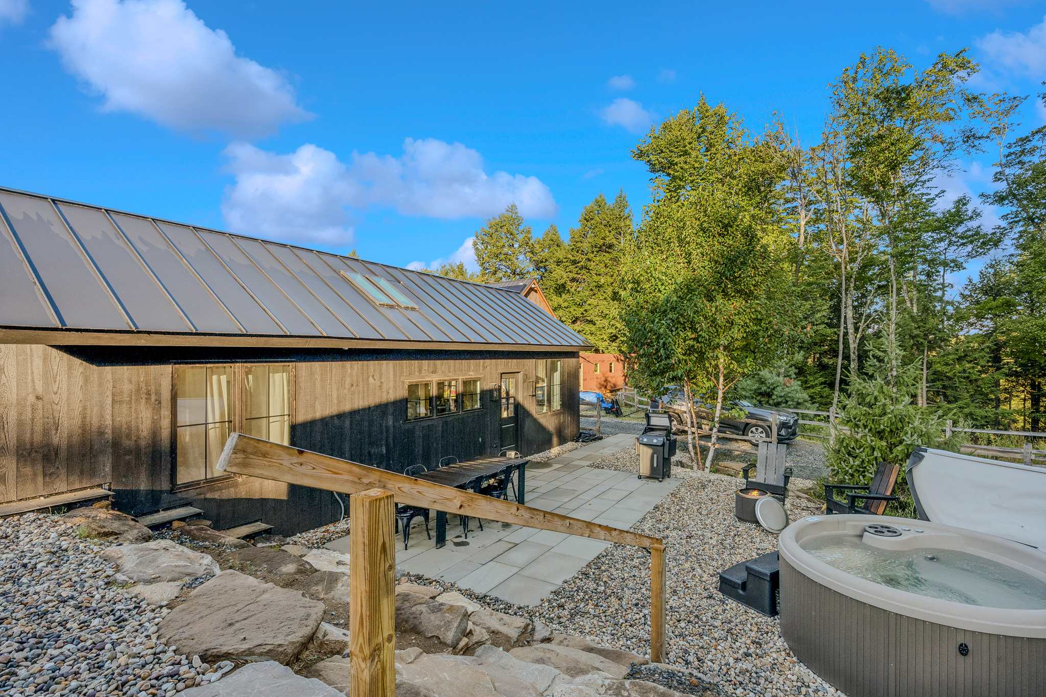 Ski-In/Out to S6, Sauna & Hot Tub | Little House