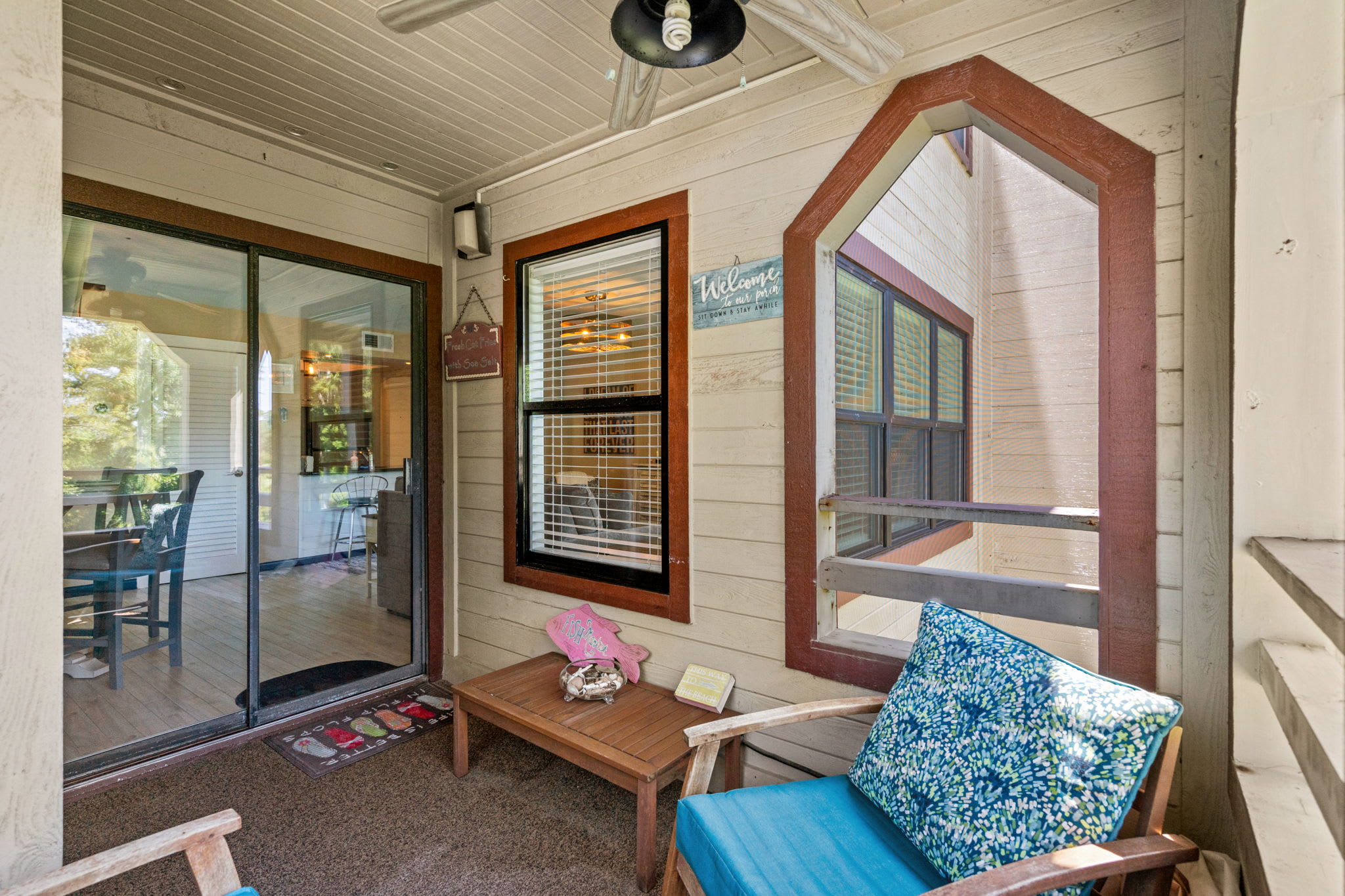 Vibes from the balcony.