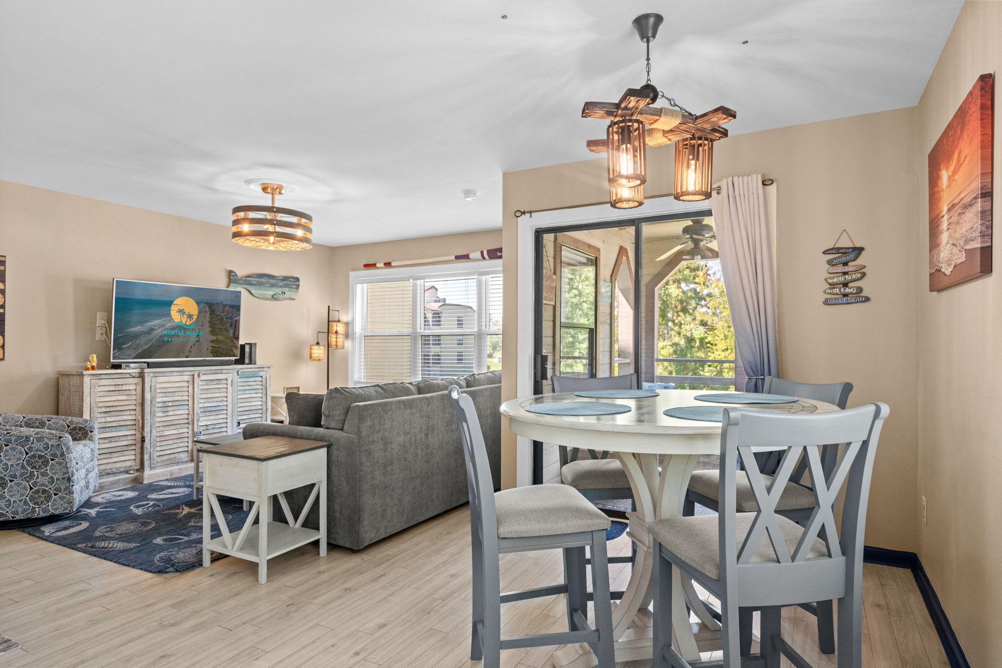 Cozy dining for four.