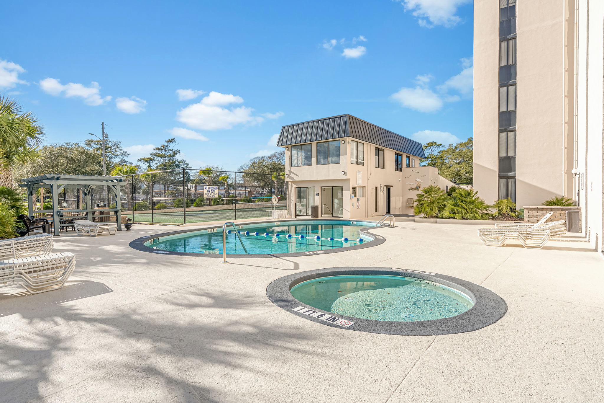 Holiday Towers 602 Near Ocean 3