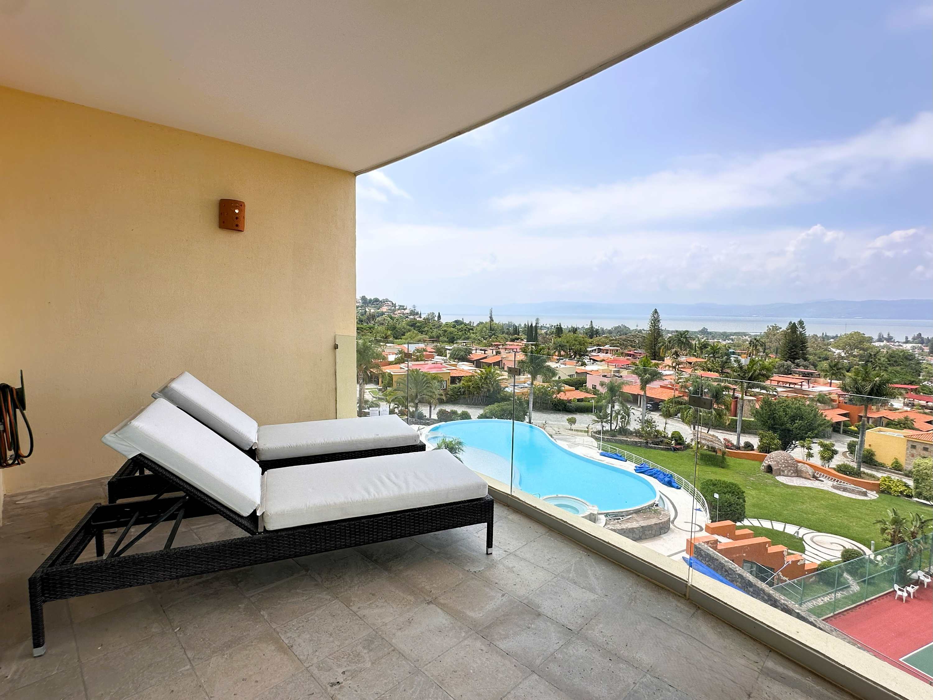 ANANA El Dorado 305 | Lake Chapala Views, Walkable Ribiera Location