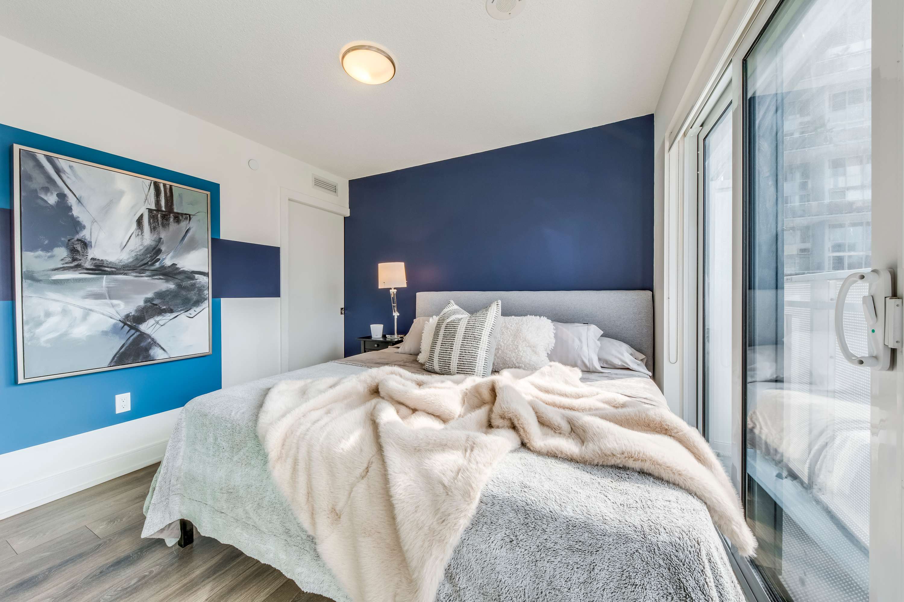 University District Decadent Condo