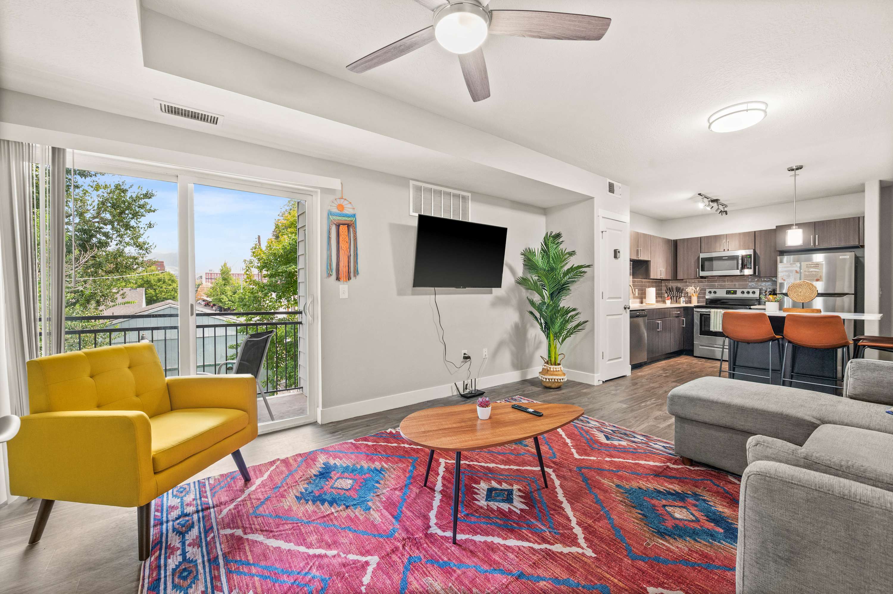 Top 10 Gay Accommodations & Gay Bnbs in Salt Lake City 🌈