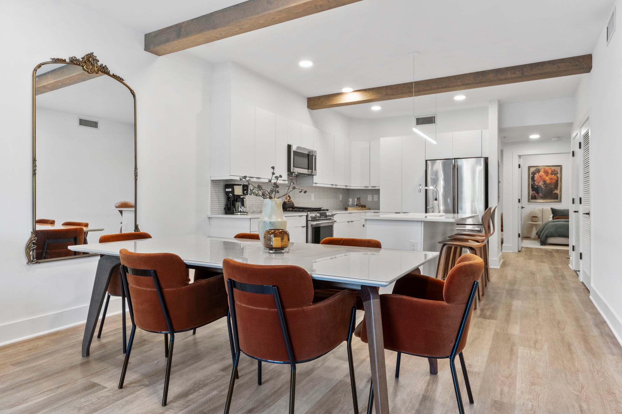 Bleau Vine Suite Minutes away from Mercedes Benz