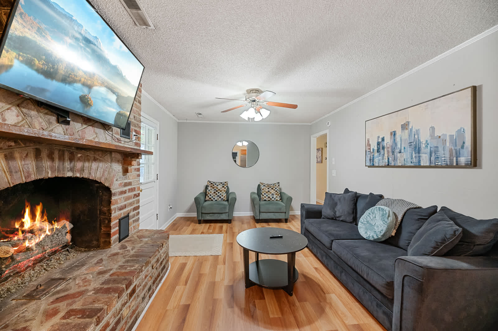Southern Serenity Minutes from the Interstate — Ladson, SC — vacation rental