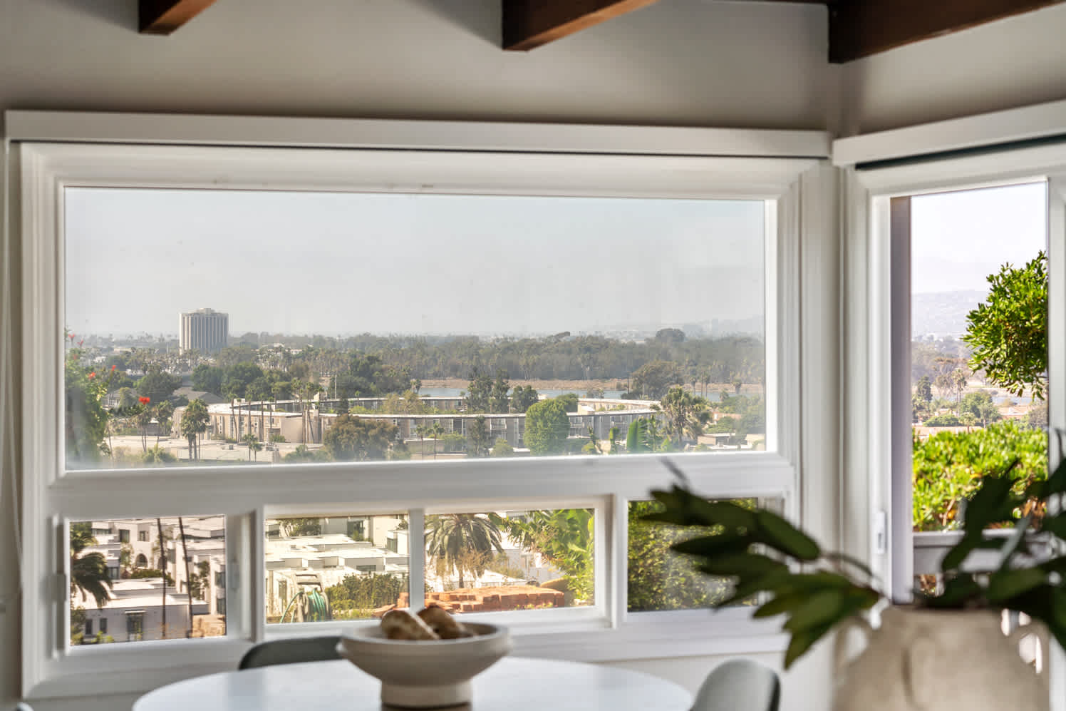 NEW Cozy, Modern Home with Hot Tub and Ocean Views! — San Diego, CA — vacation rental