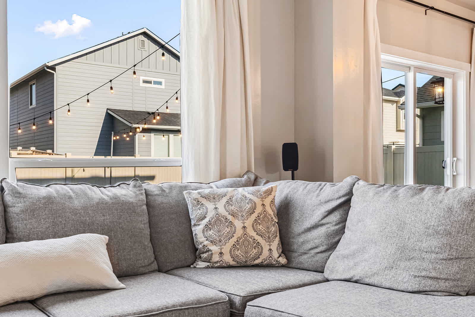 Cozy & Charming Home in Eagle Id 6