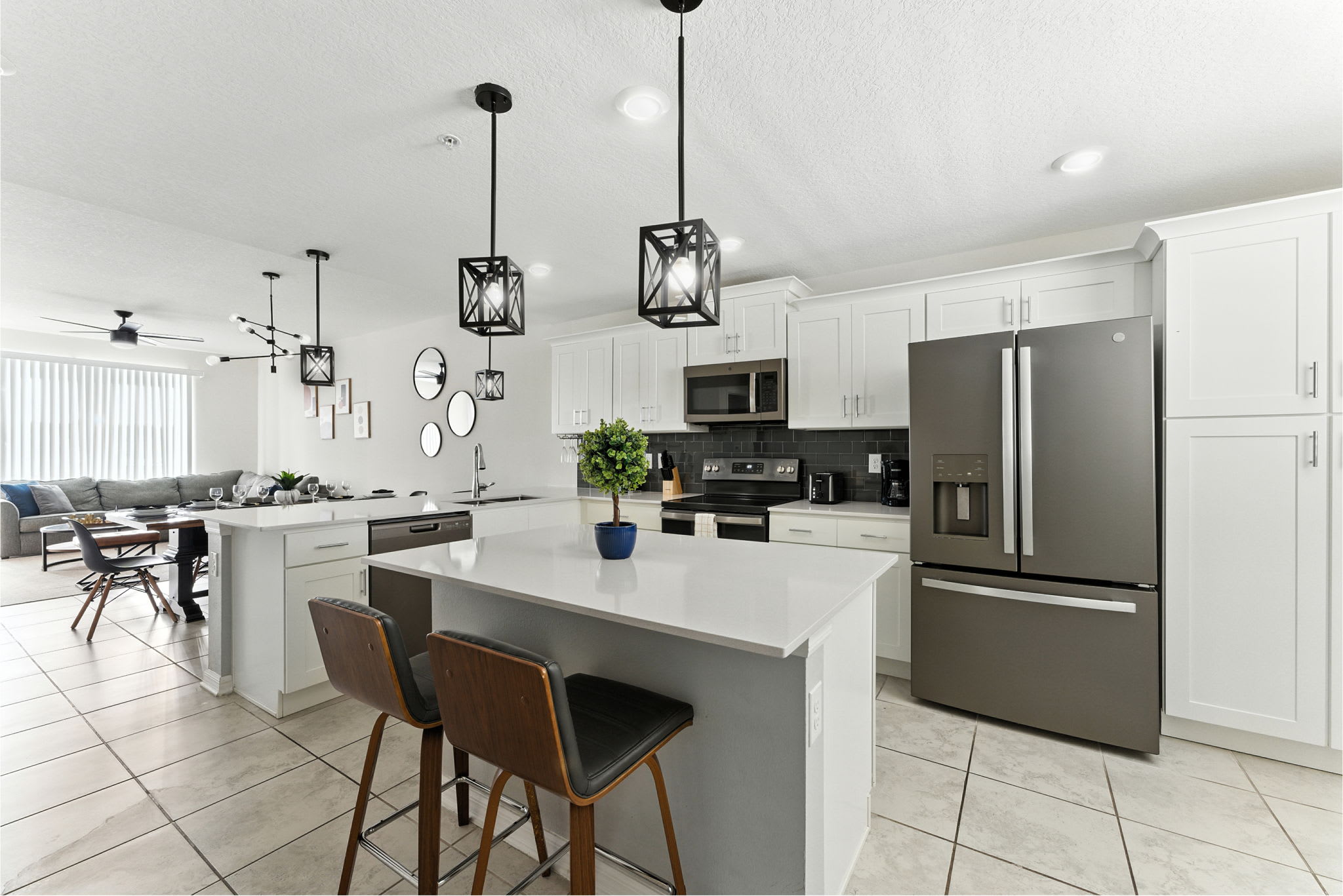 Elegant 2BR in Storey Lake, Top Location