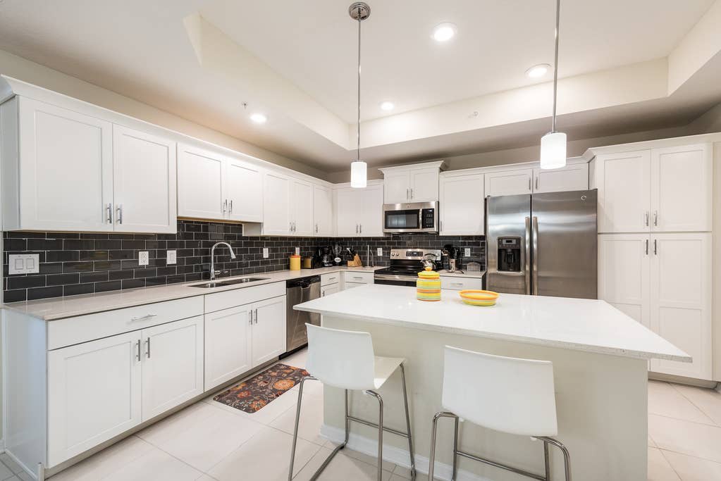 Apartment 3BR Great Location - Super Comfort